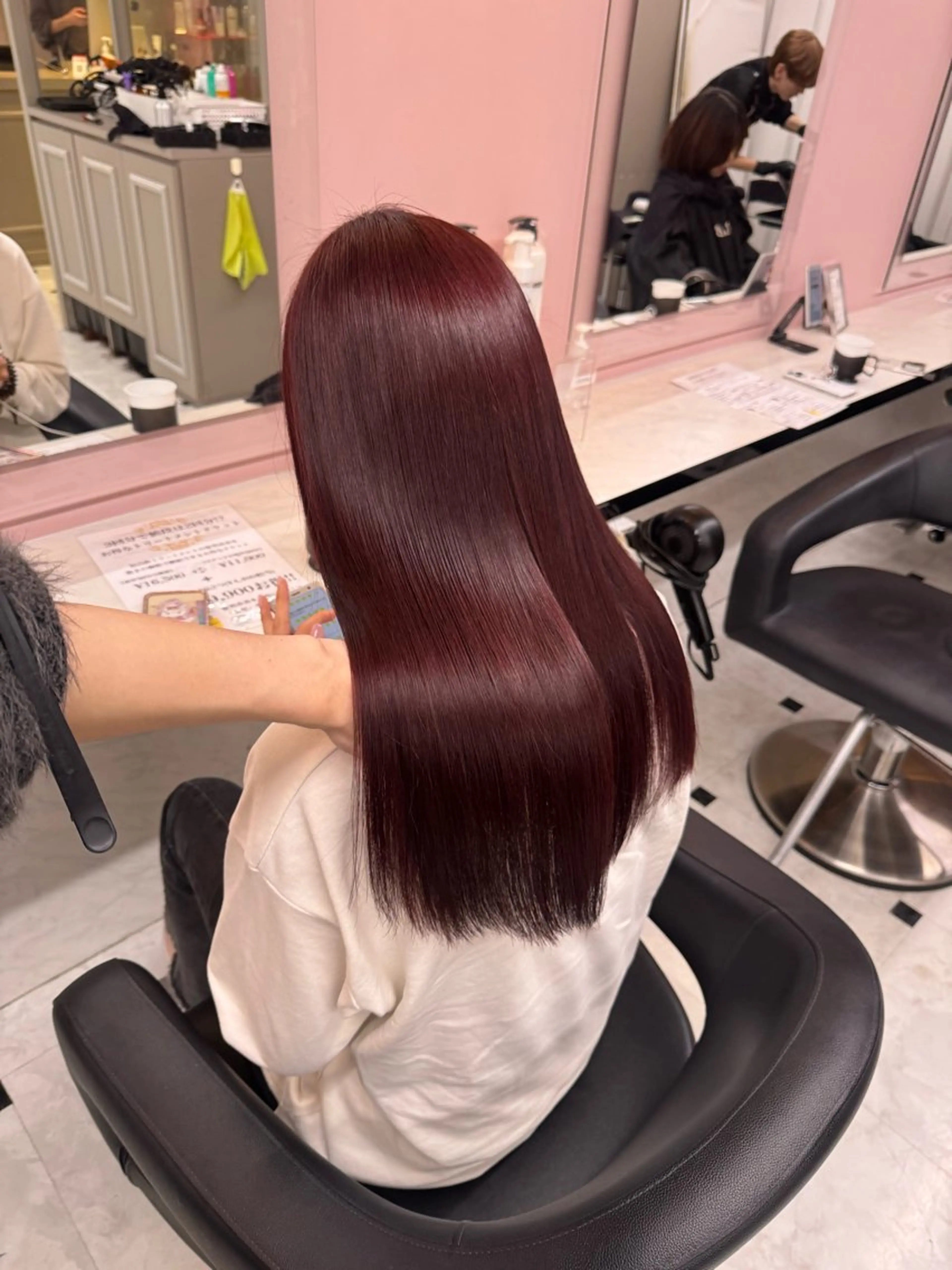 セミロング ヘアカラー トリートメント ヘッドスパ ヘアセット ♥️韓国風透明感 暖色misa♥️のヘアスタイル