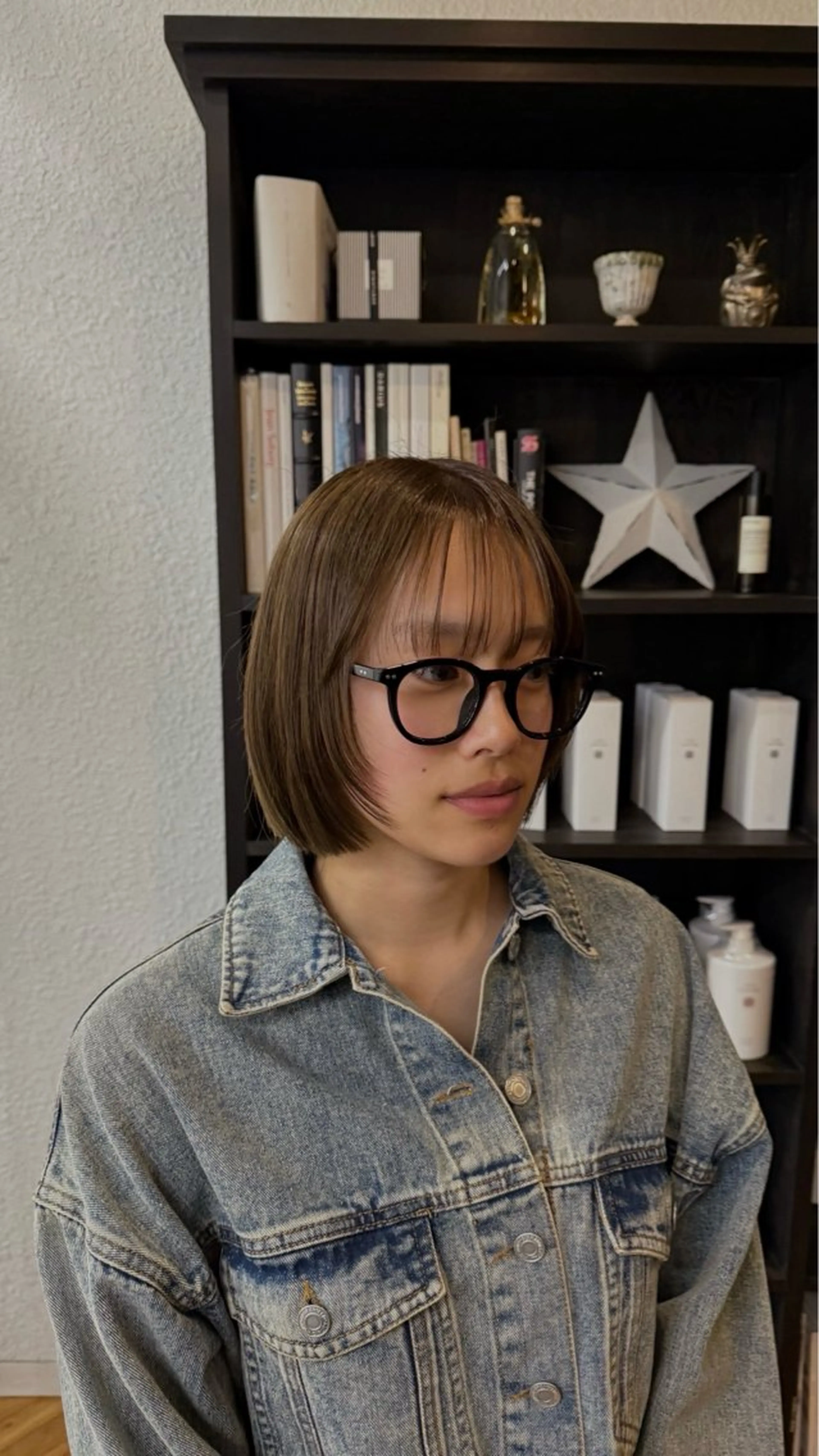 ショート 切りっぱなしボブ ボブ 顔まわりレイヤー 顔周りカット レイヤーカット ヒグチ マユのヘアスタイル