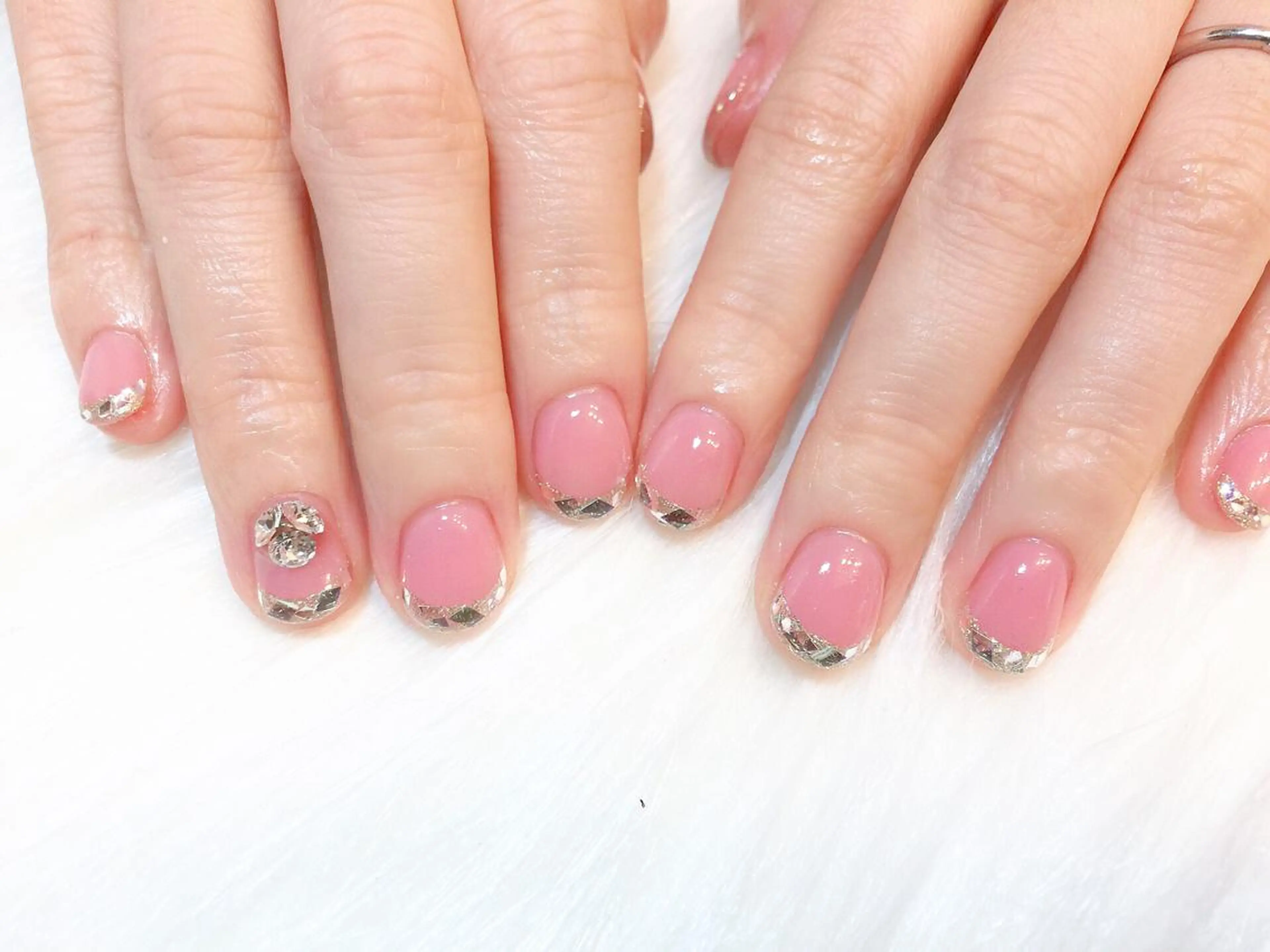 ネイル Viseo《6週間 長持ちパラジェル》のネイルデザイン