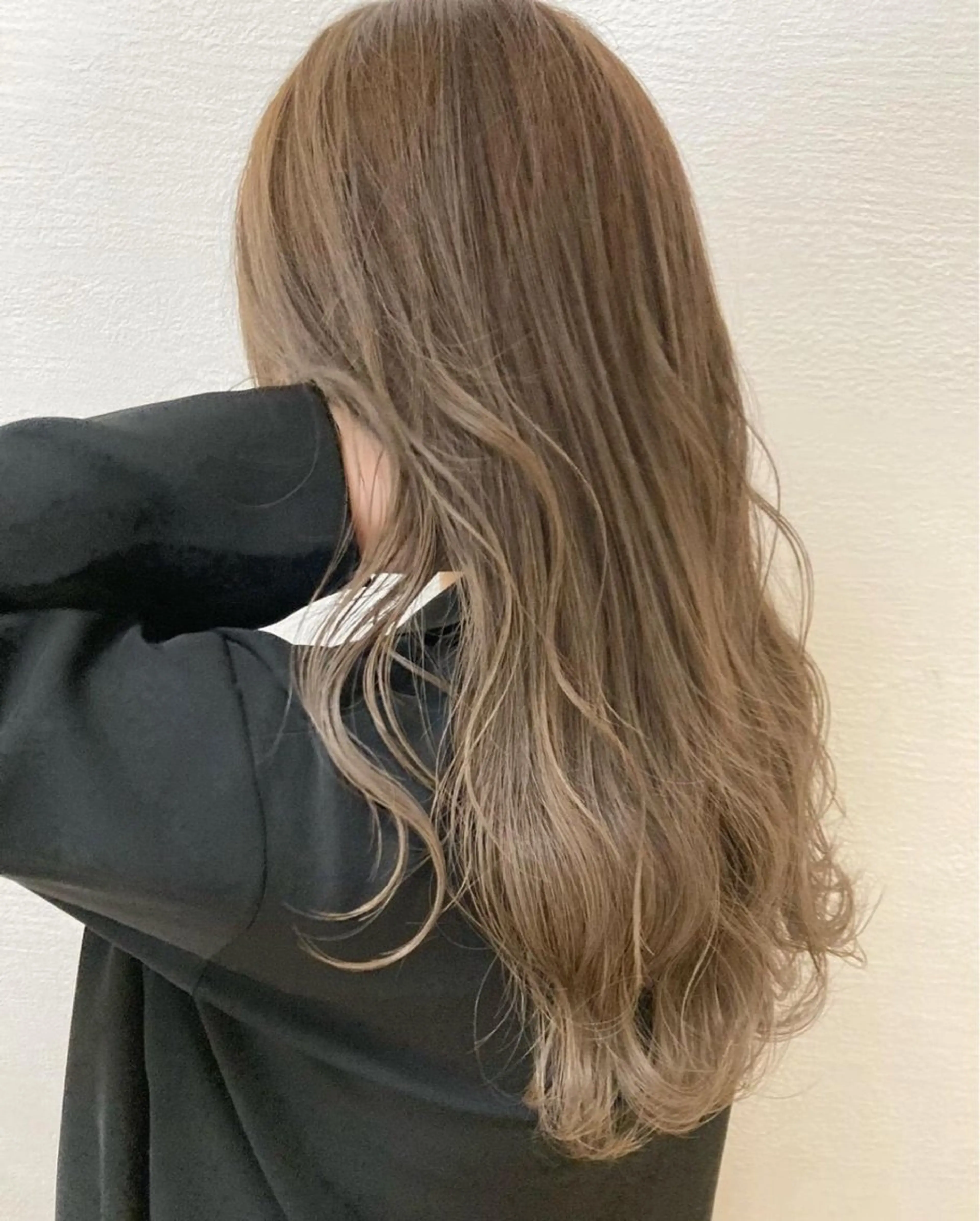 ロング カラー ひなの/透明感 カラー/レイヤーのヘアスタイル