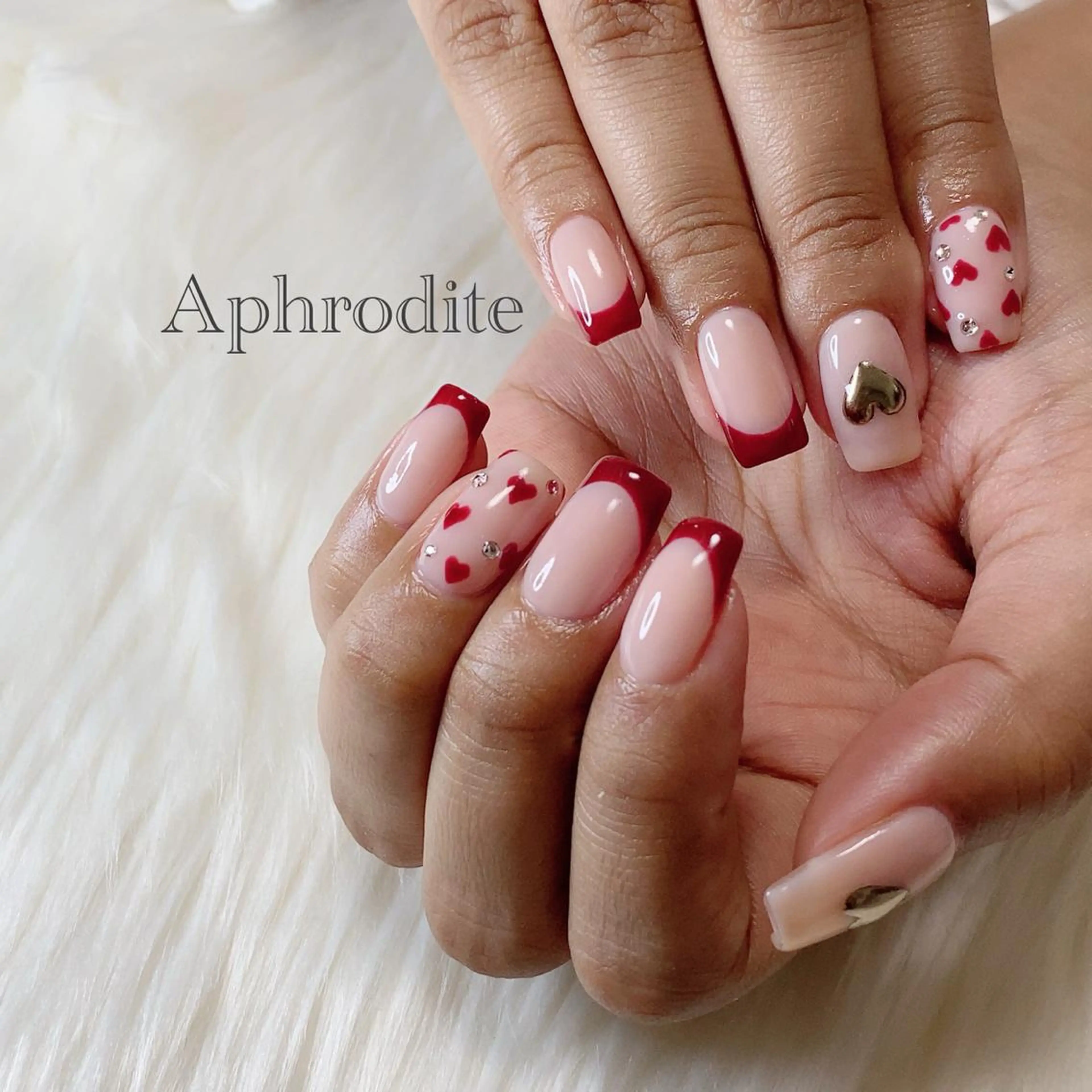 ネイル Aphrodite パラジェル認定サロンのネイルデザイン