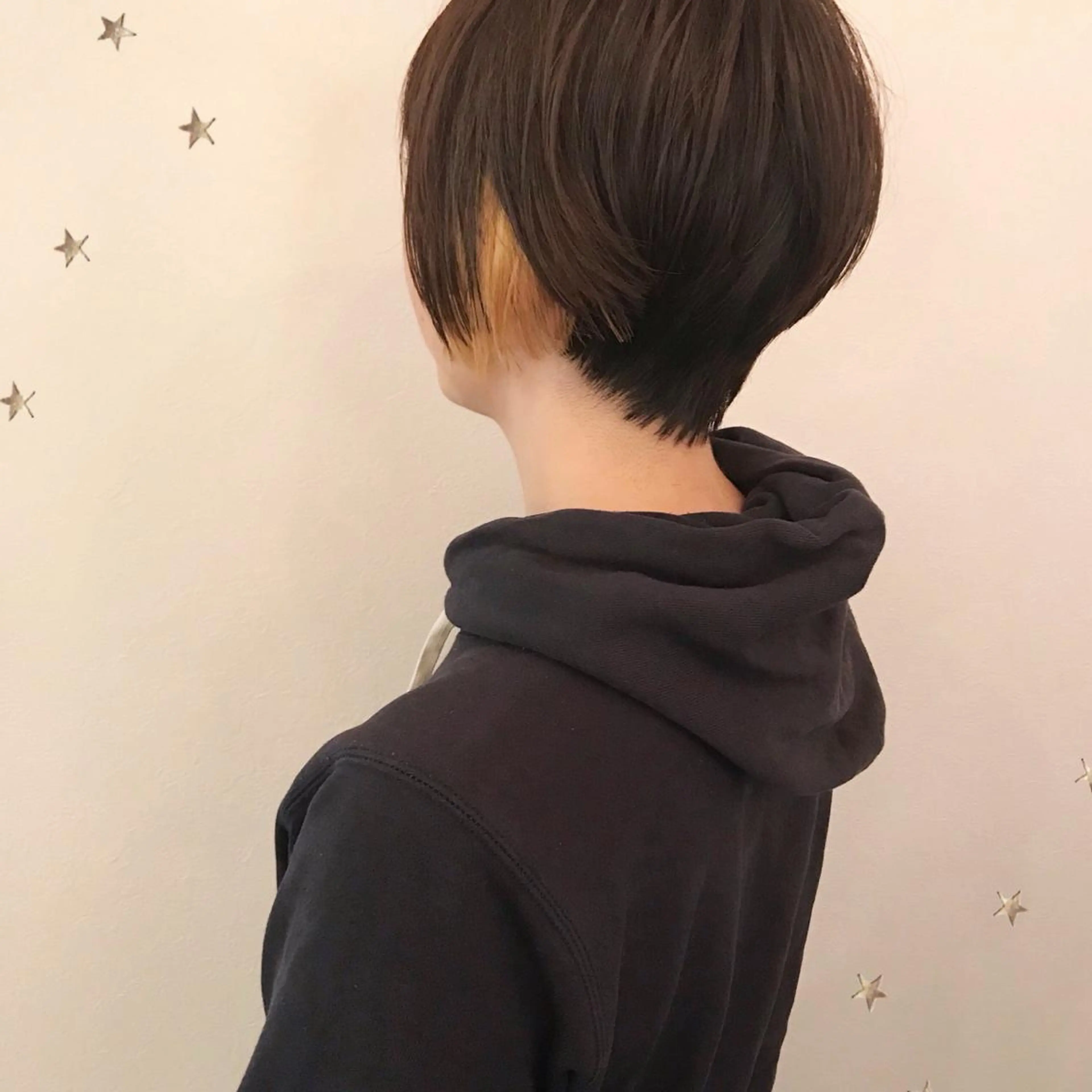 ショート 市川 千夏のヘアスタイル