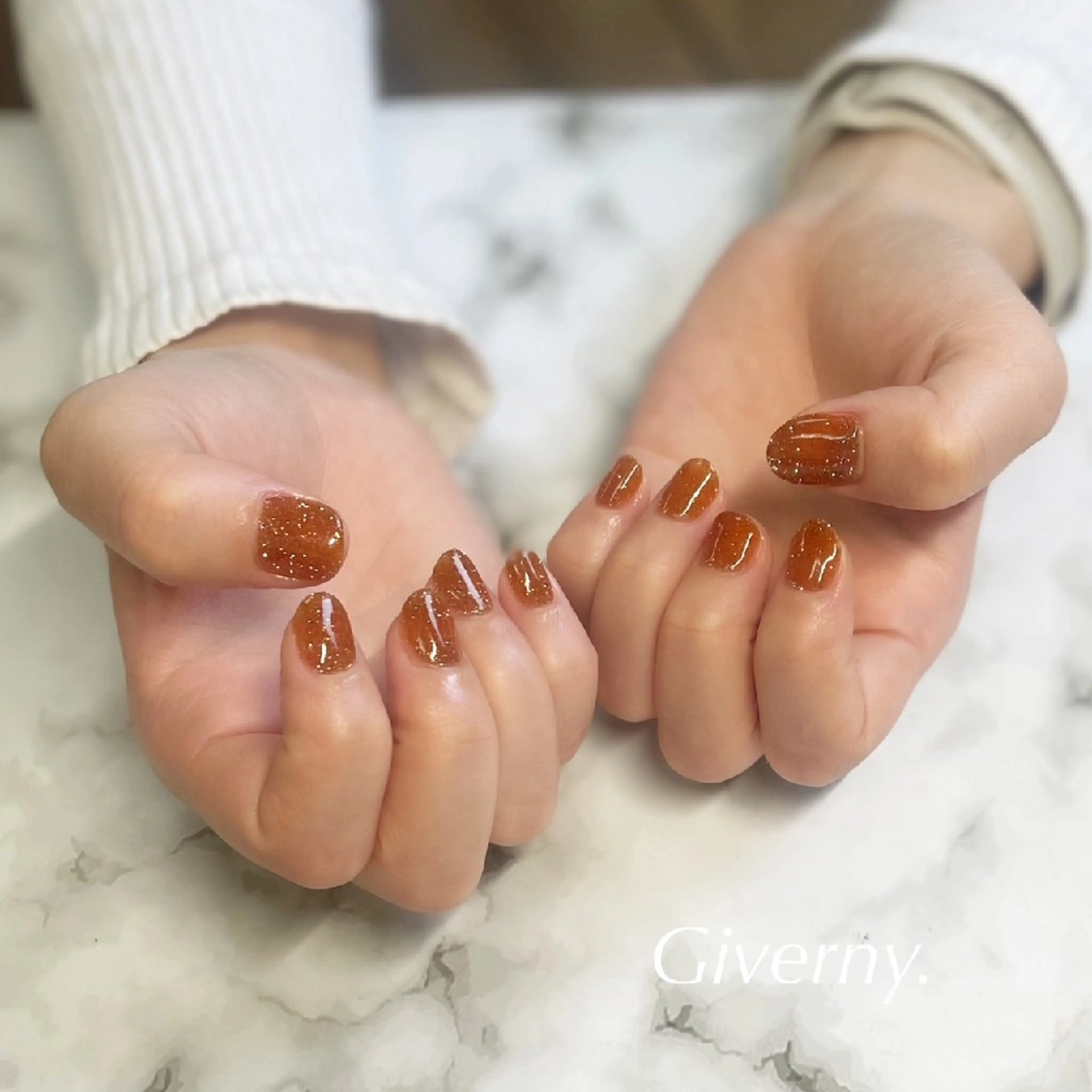 ネイル フラッシュネイル ショートネイル ハンドネイル Giverny .のネイルデザイン