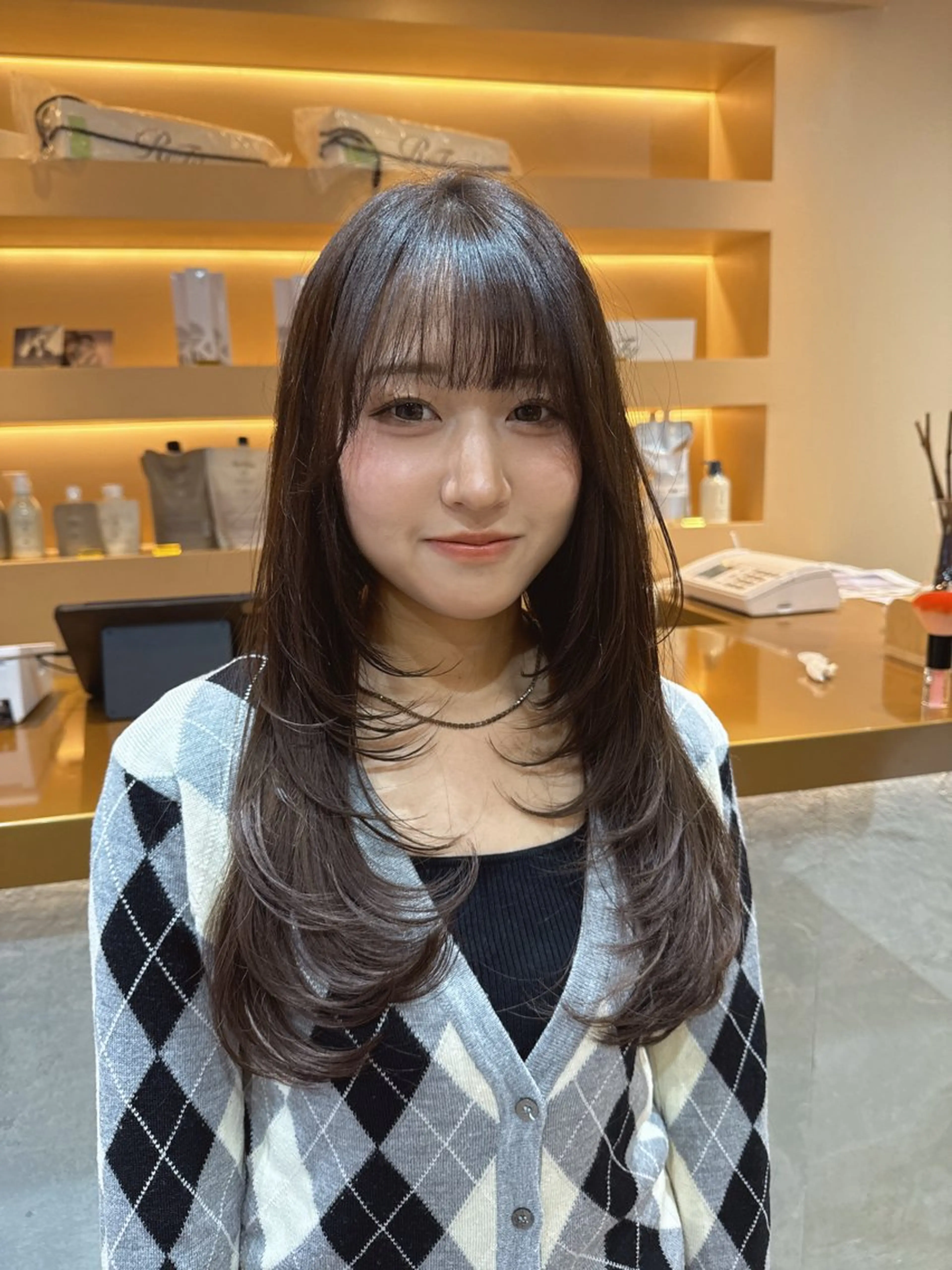 ロング レイヤーカット カット ヘッドスパ 🦋韓国レイヤー特化 🦋髪質改善🩵来輝のヘアスタイル