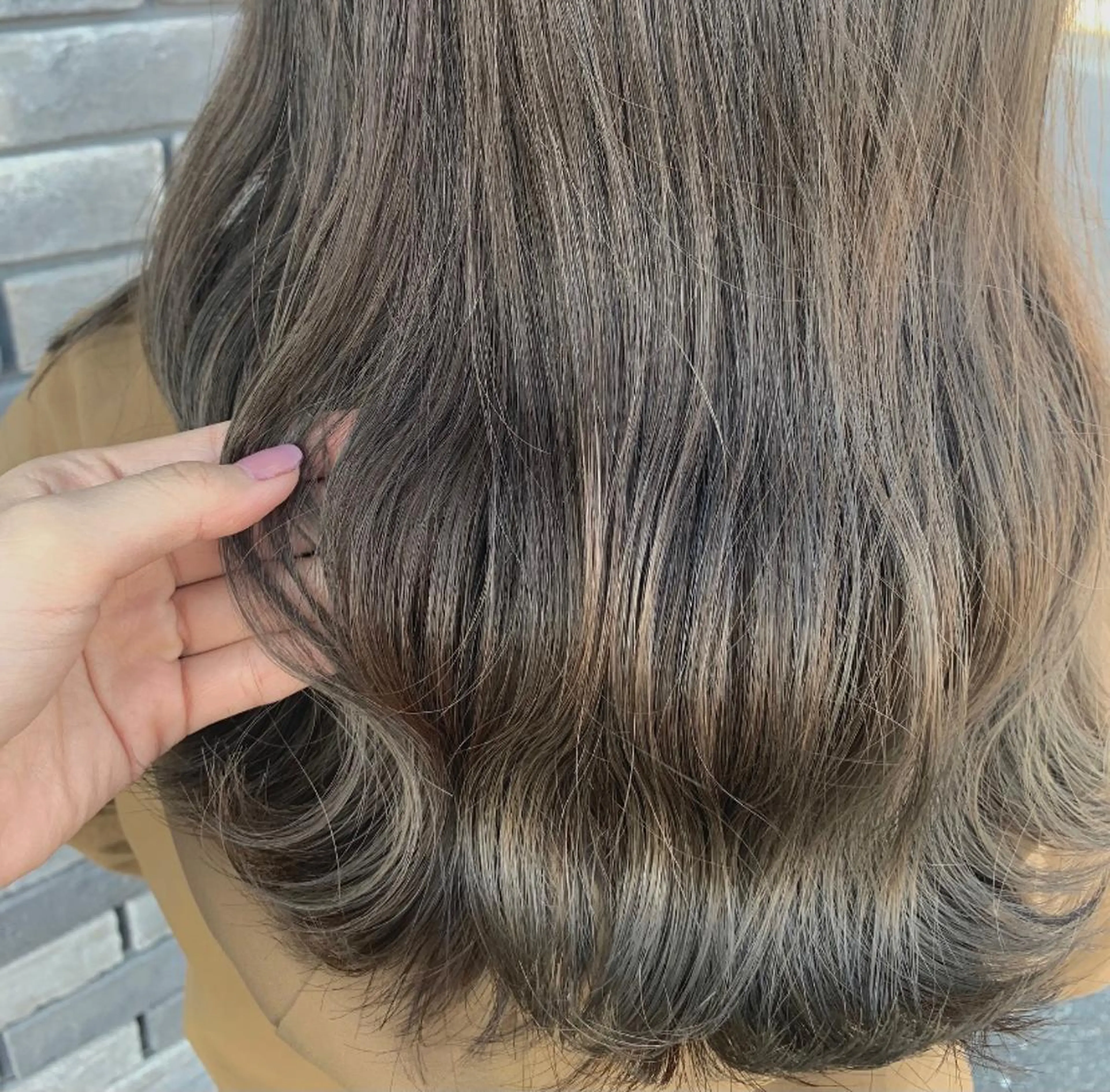 ロング カラー 眞名子 瑞紀のヘアスタイル