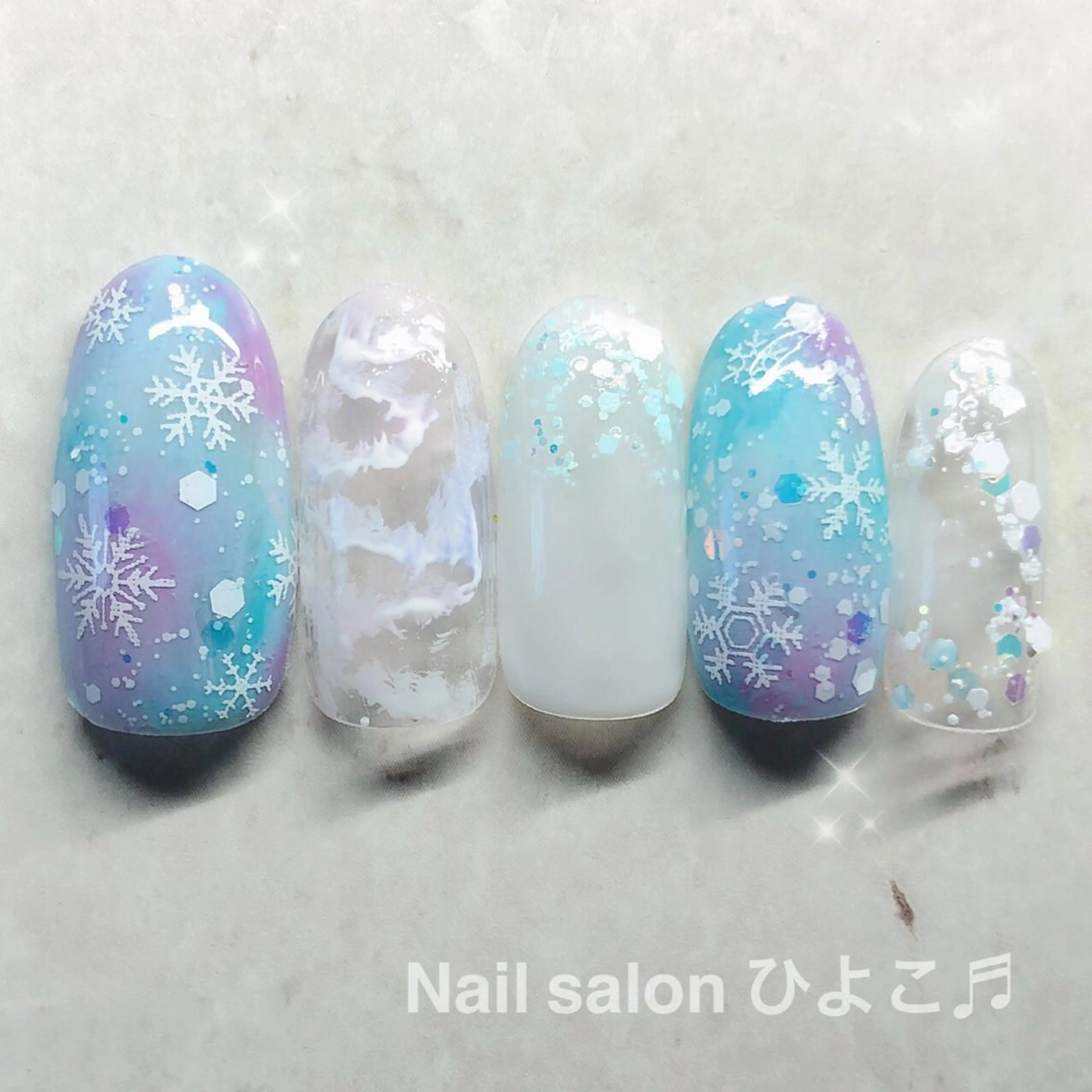ネイル アートネイル ニュアンスネイル ホワイト Nail salon ひよこ♬のネイルデザイン