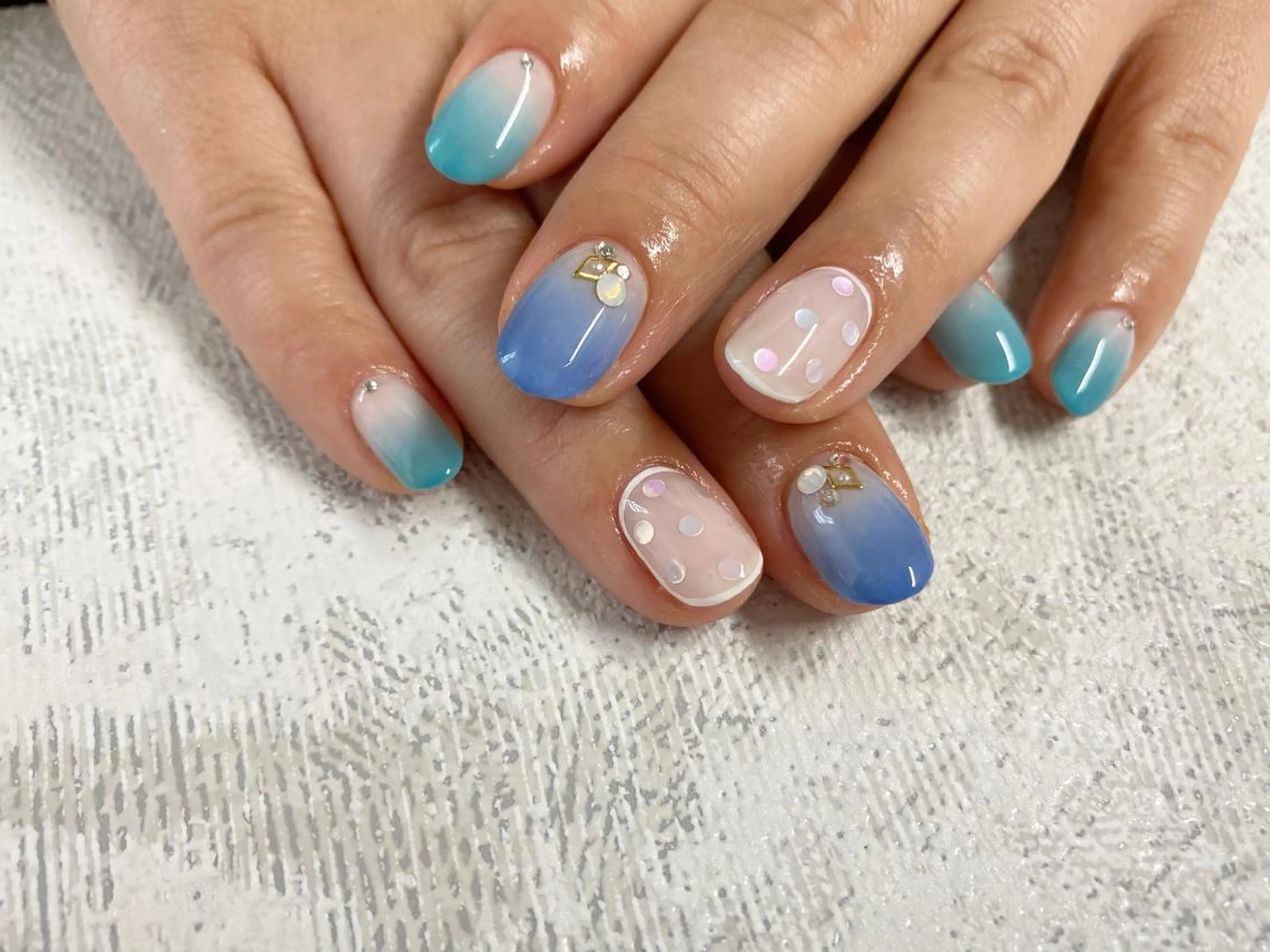 ネイル Emanail 枚方 yoshimiのネイルデザイン