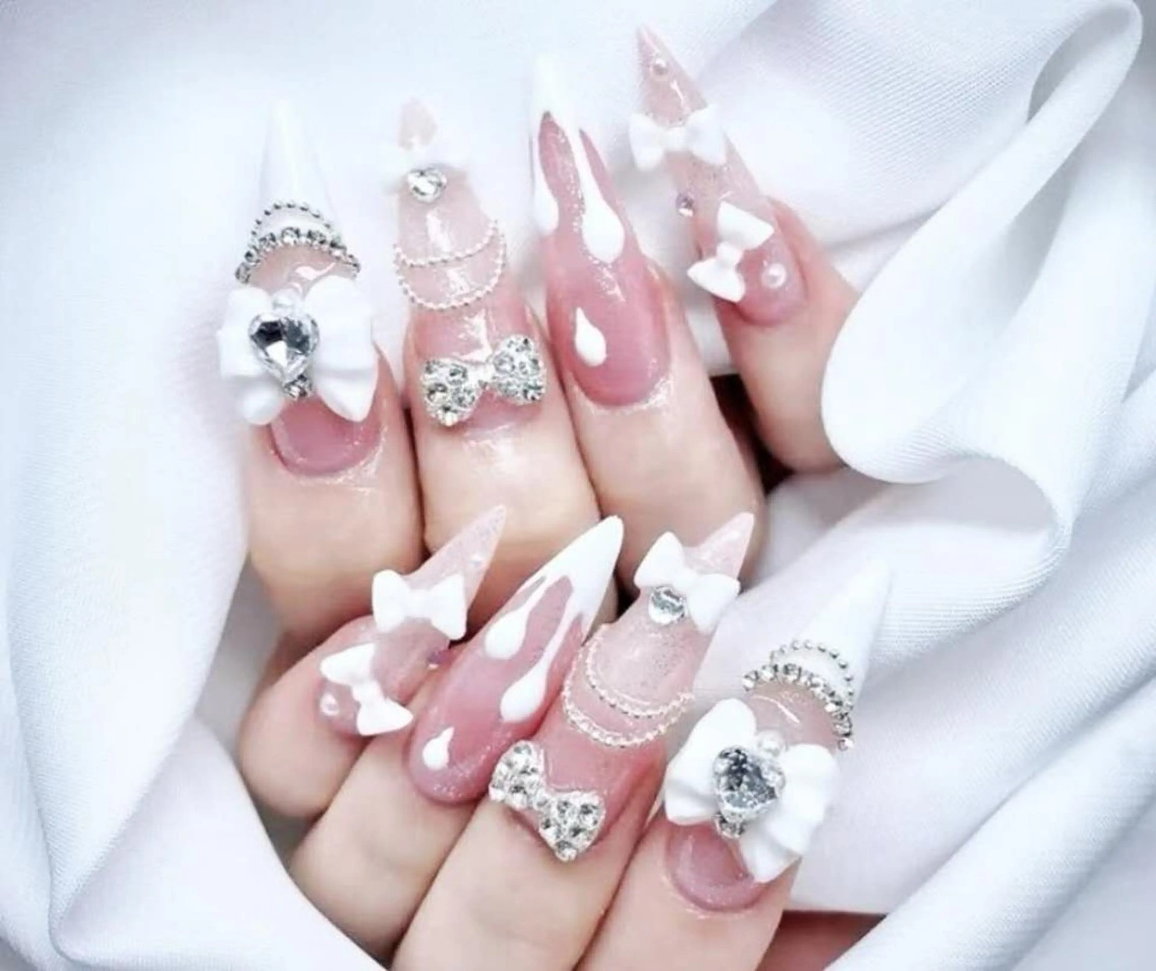 ネイル 小島 千尋のネイルデザイン