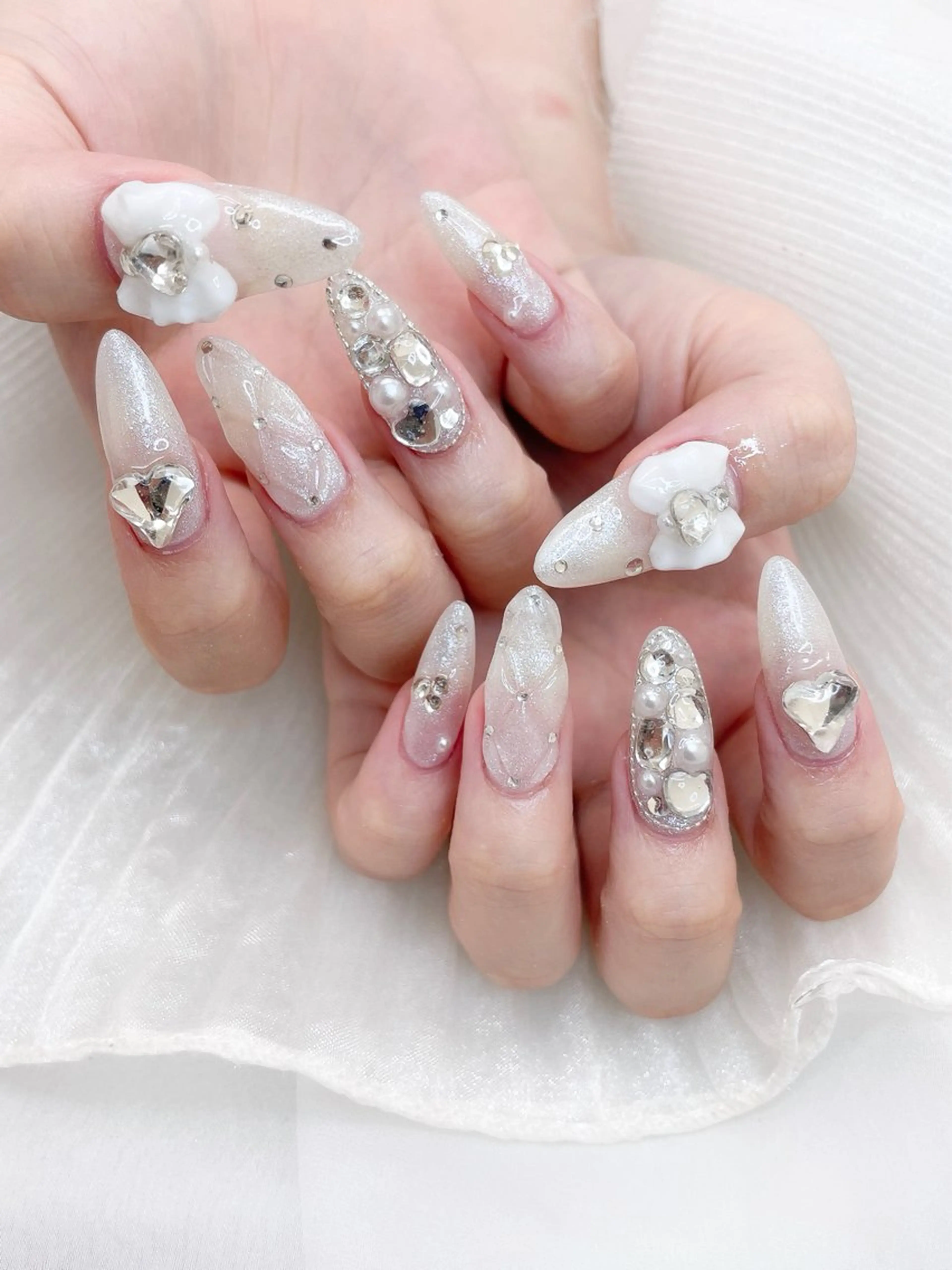 ネイル 持ち込み ハンドネイル 五十嵐 美智のネイルデザイン