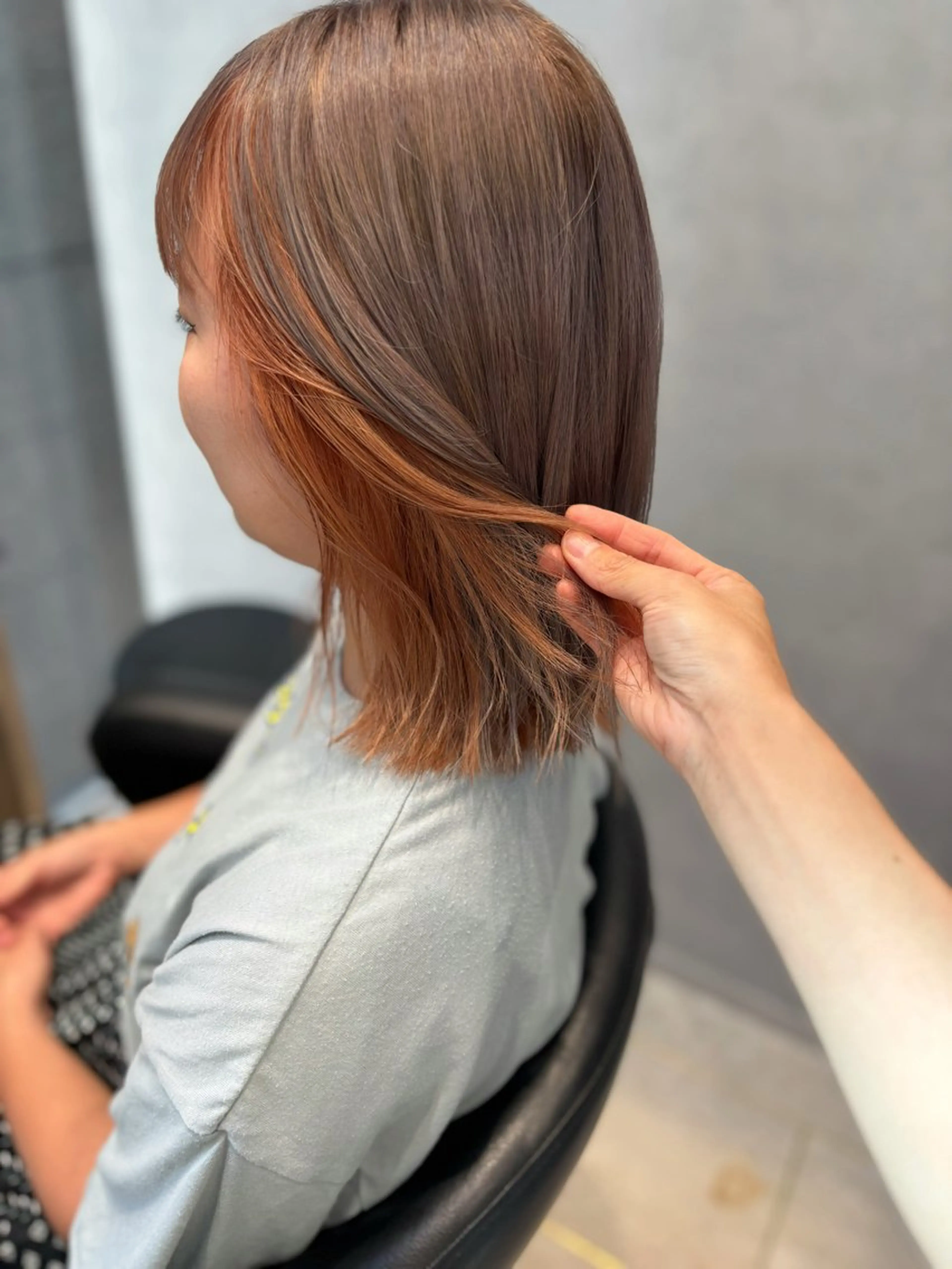 ミディアム ミストバング デザインカラー /aiのヘアスタイル