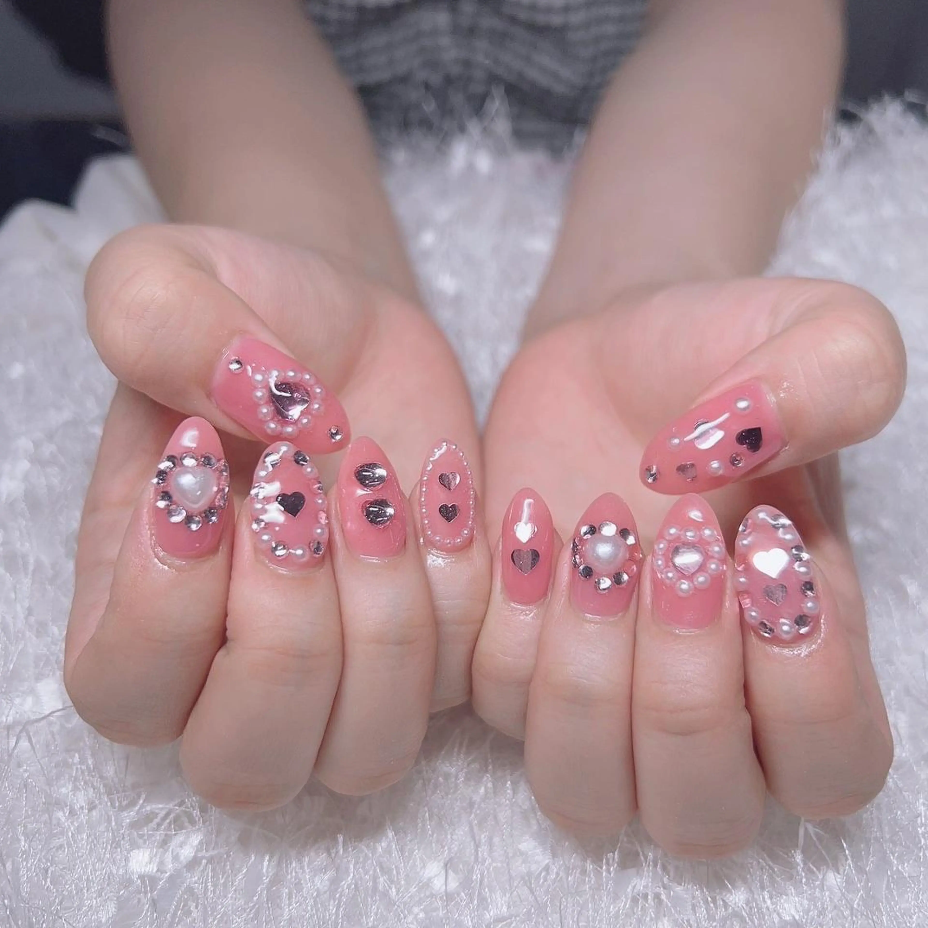 ネイル 長さ出し ジェルネイル グラデーション ハート ホログラムネイル ハンドネイル Nail&eye Belire 新宿のネイルデザイン