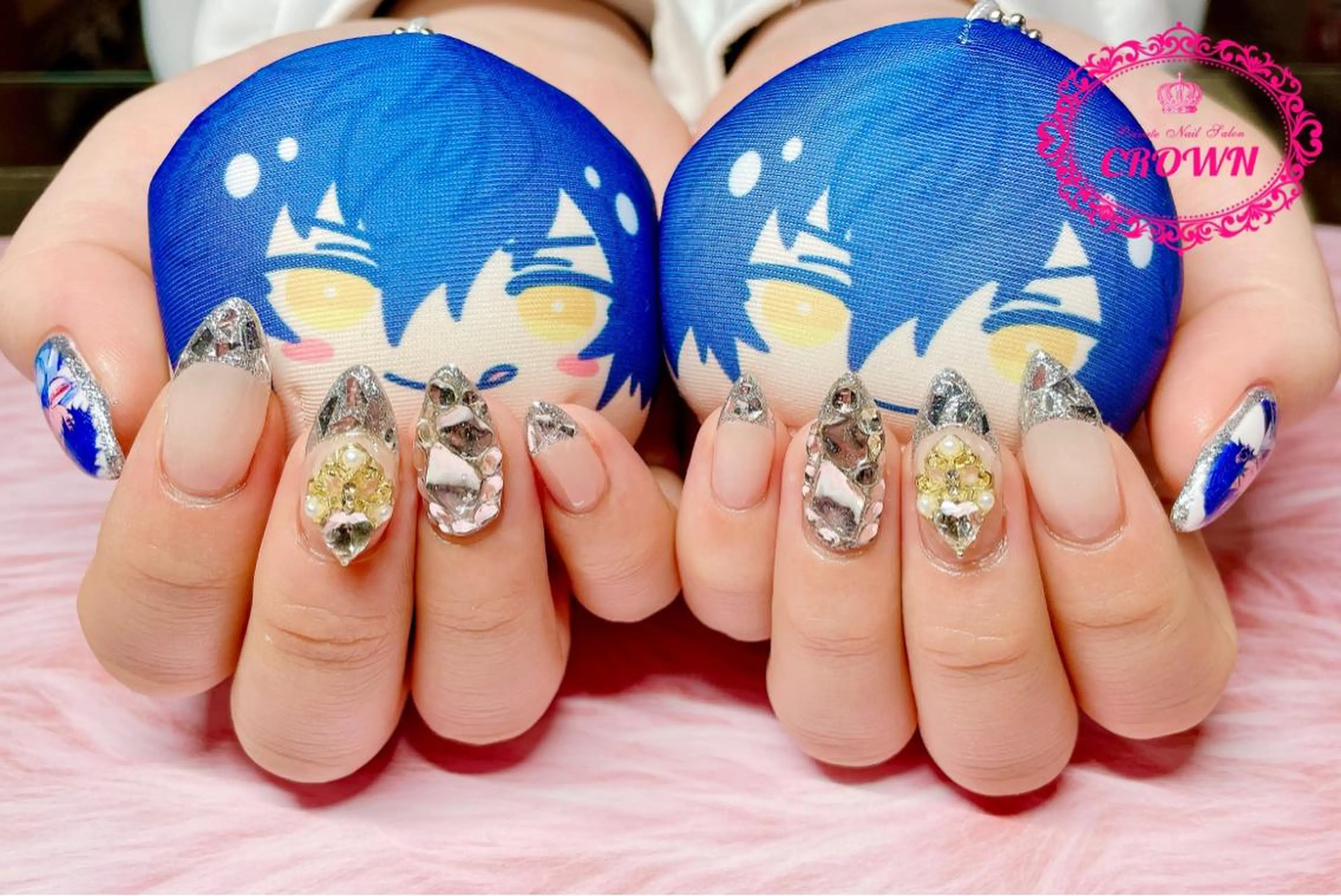 ネイル CROWN プライベートサロンのネイルデザイン