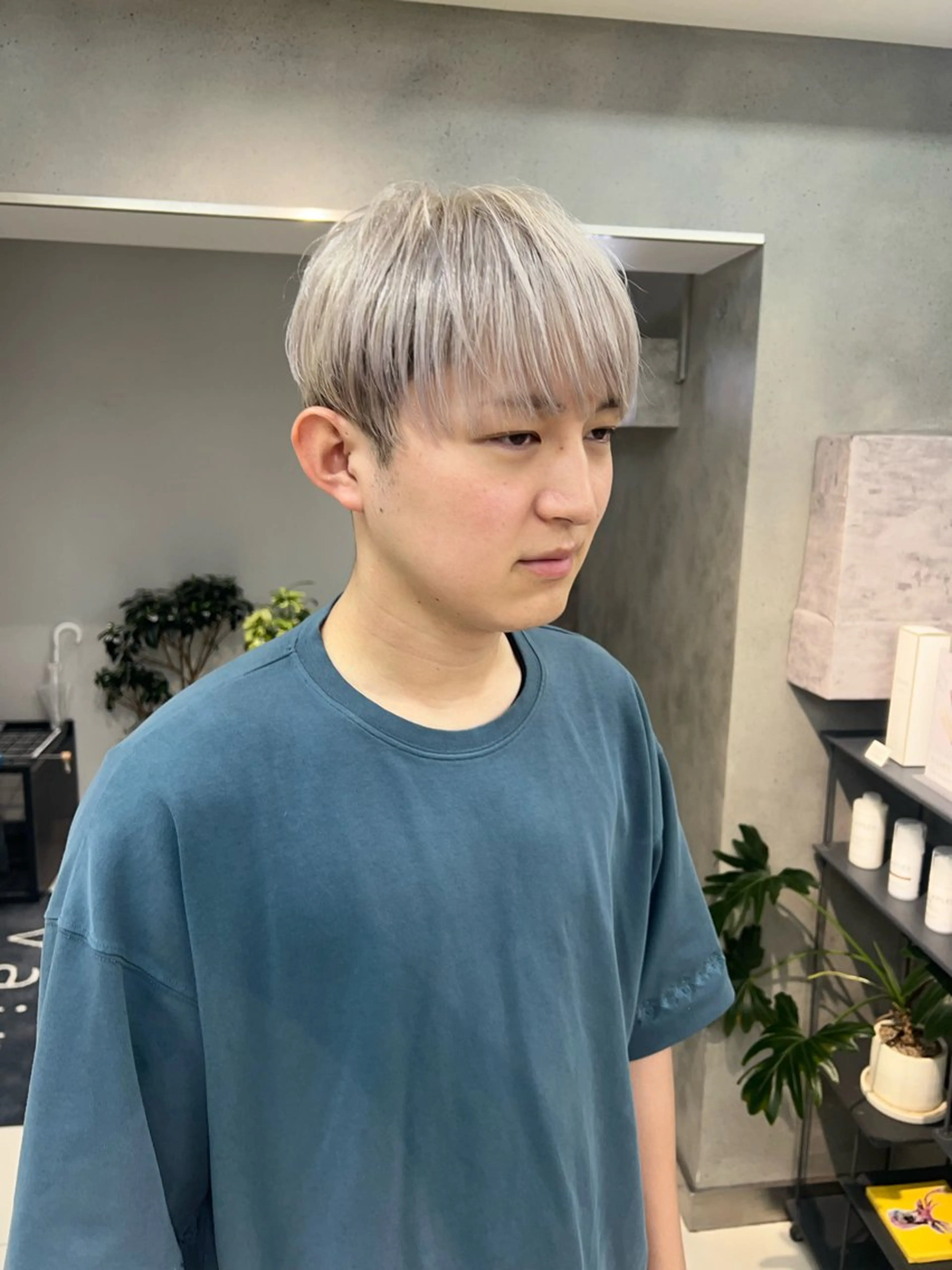 メンズ アイブロウ 眉カット ハイトーンカラー/ さらさのヘアスタイル