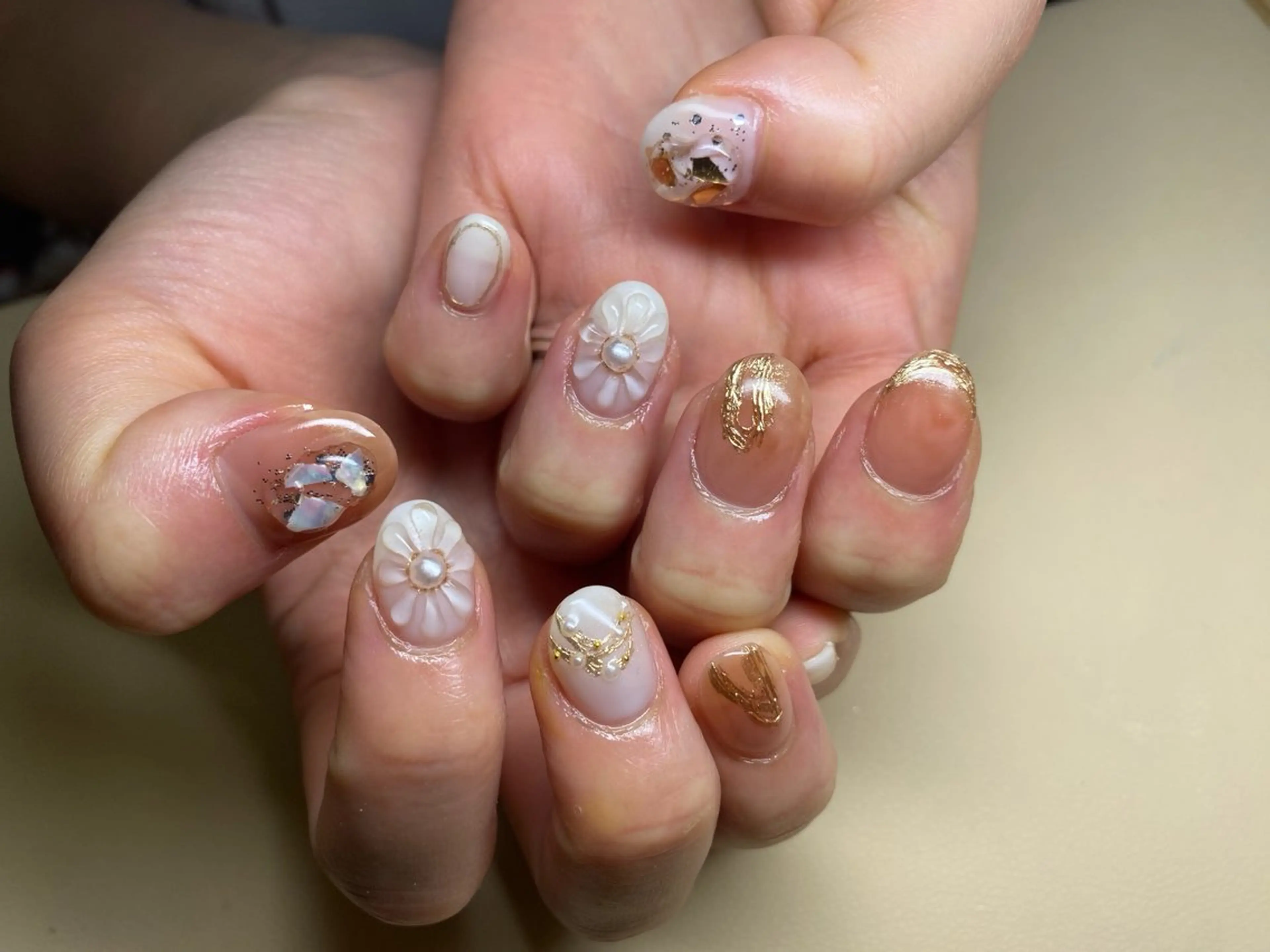 カラー 宇 田川のネイルデザイン