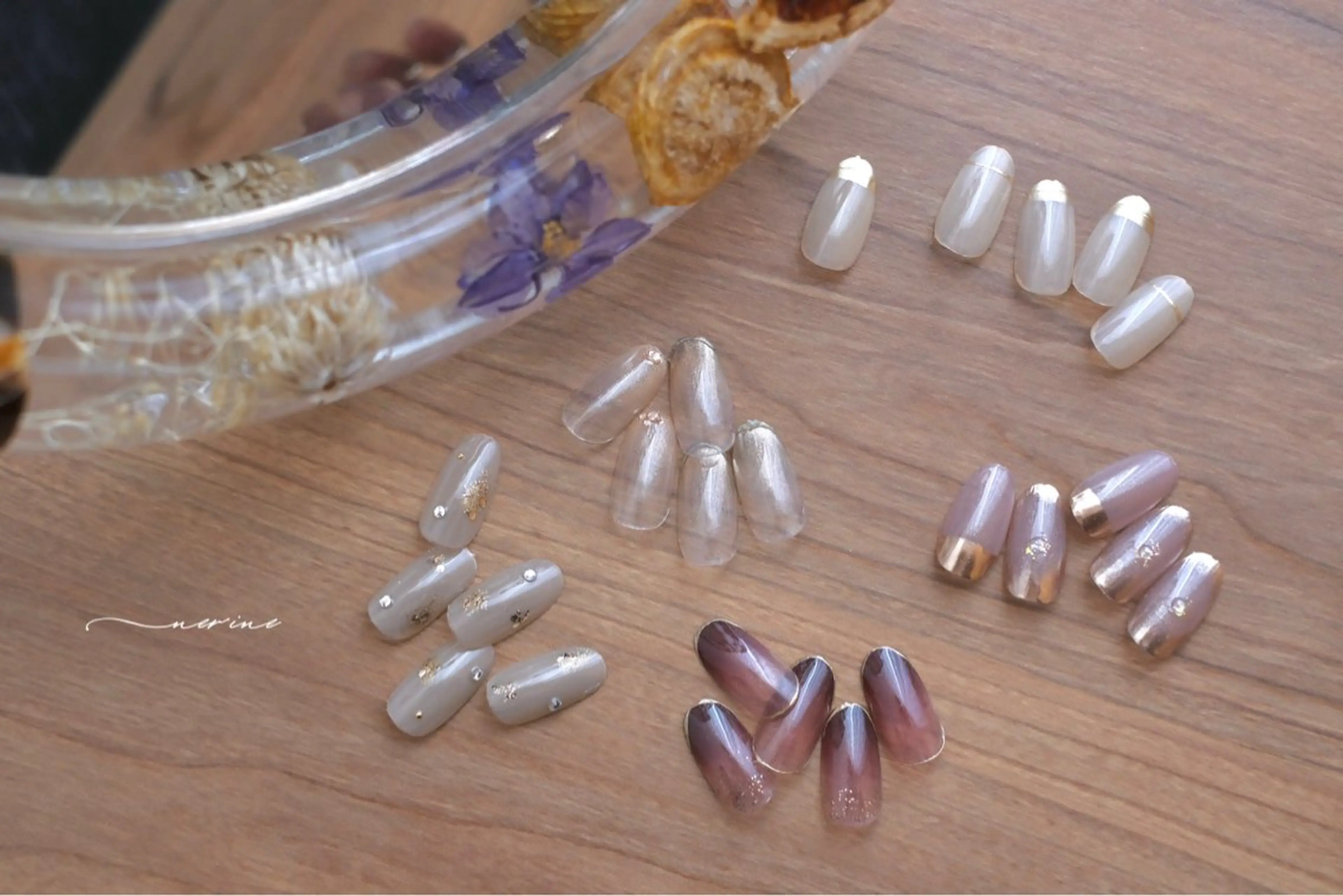 オフィスカジュアル定額の写真