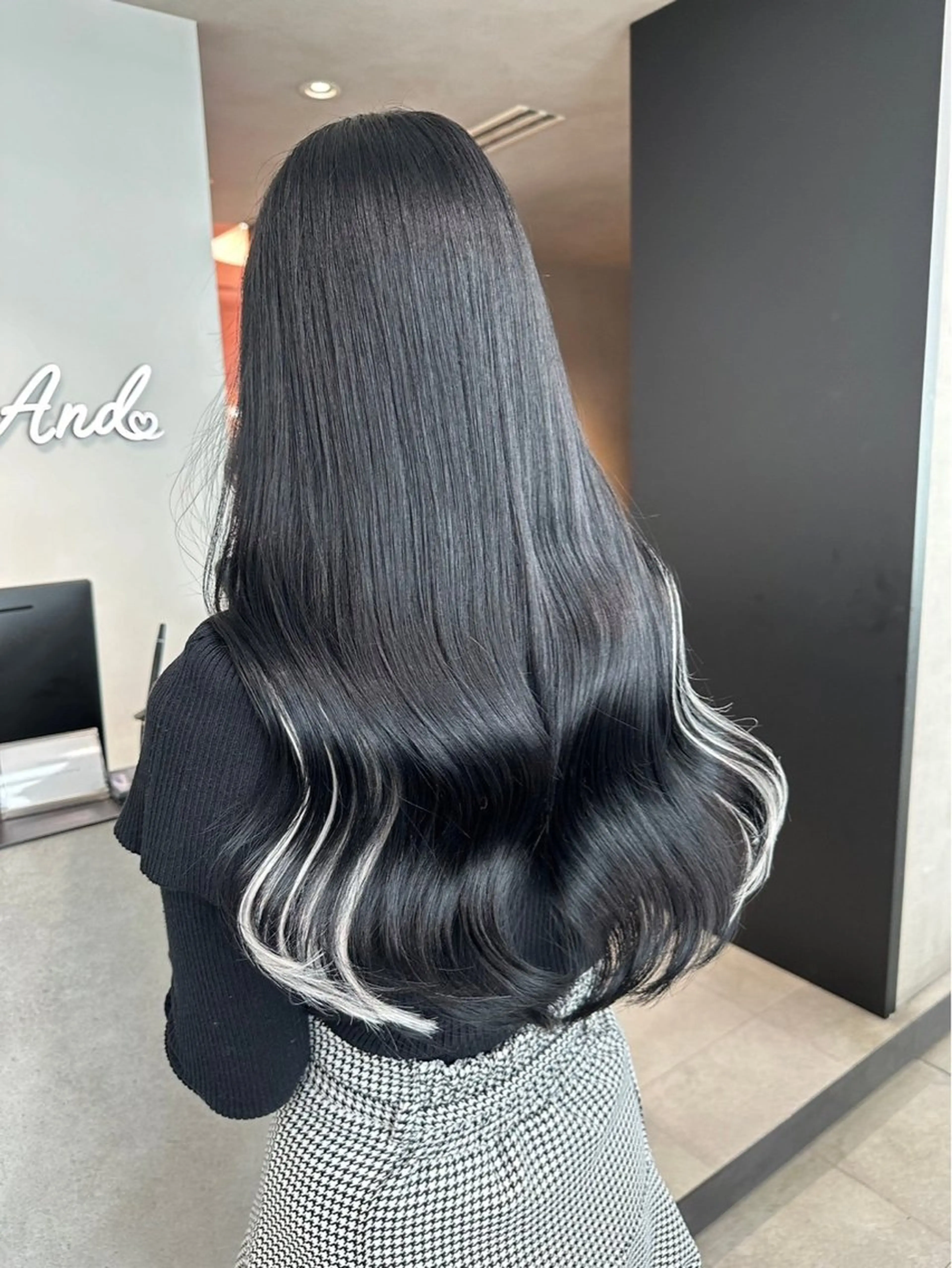 ロング カラー 大阪 梅田/ ハイトーン/エクステのヘアスタイル