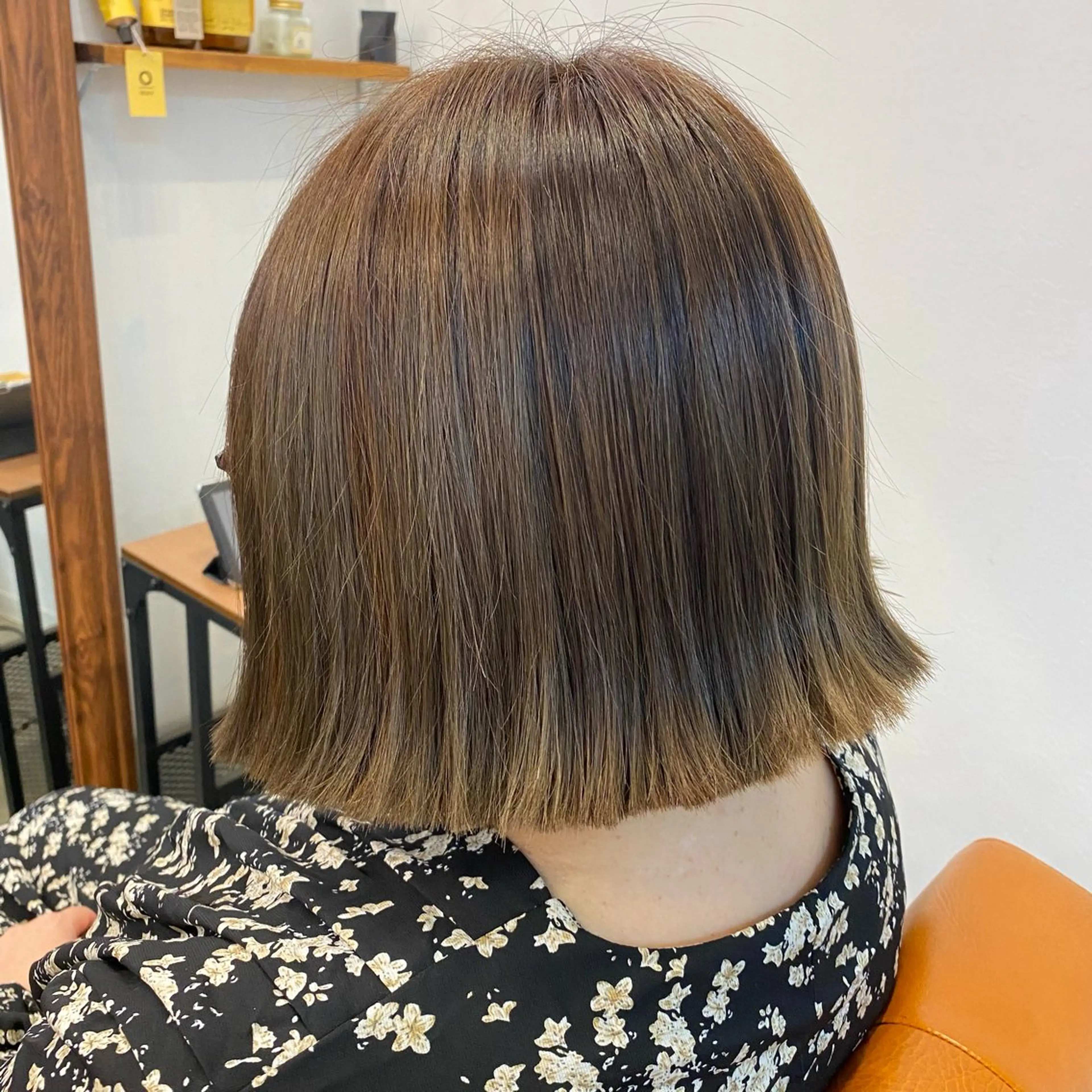 ミディアム カラー 木宮 美緒のヘアスタイル