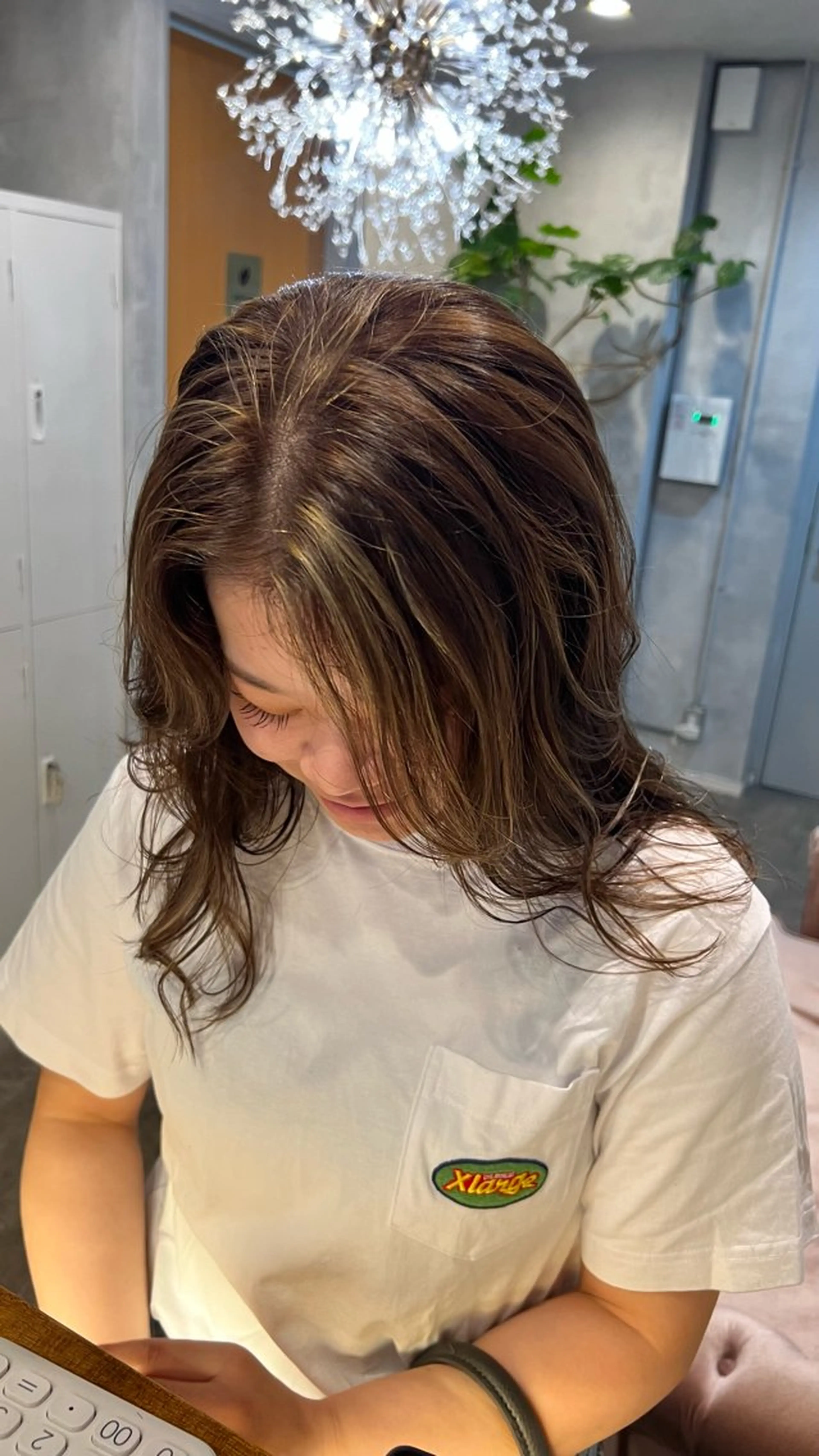 セミロング ハイライト &Maison. LILIのヘアスタイル