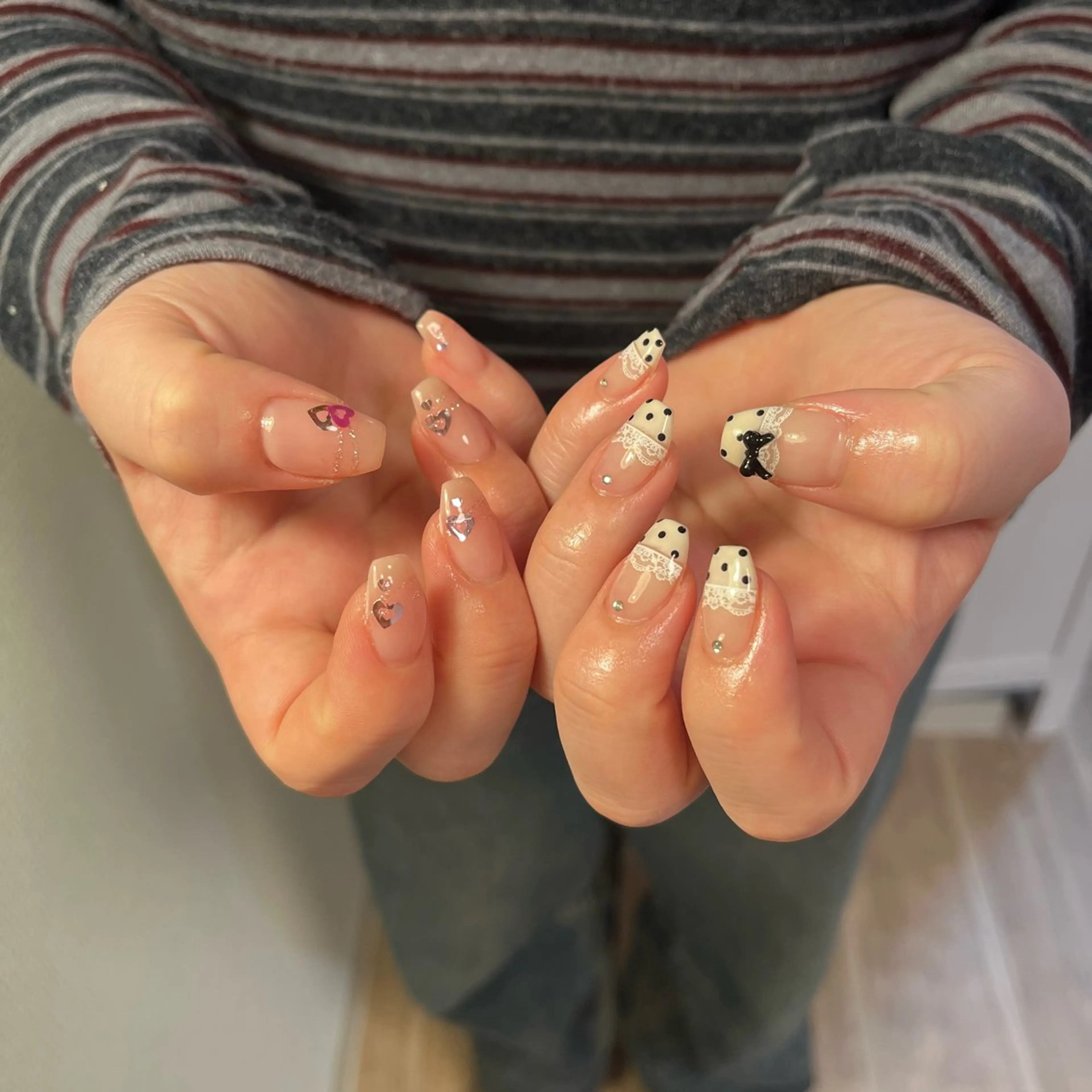 ネイル ハンドネイル フットネイル neroria nailのネイルデザイン