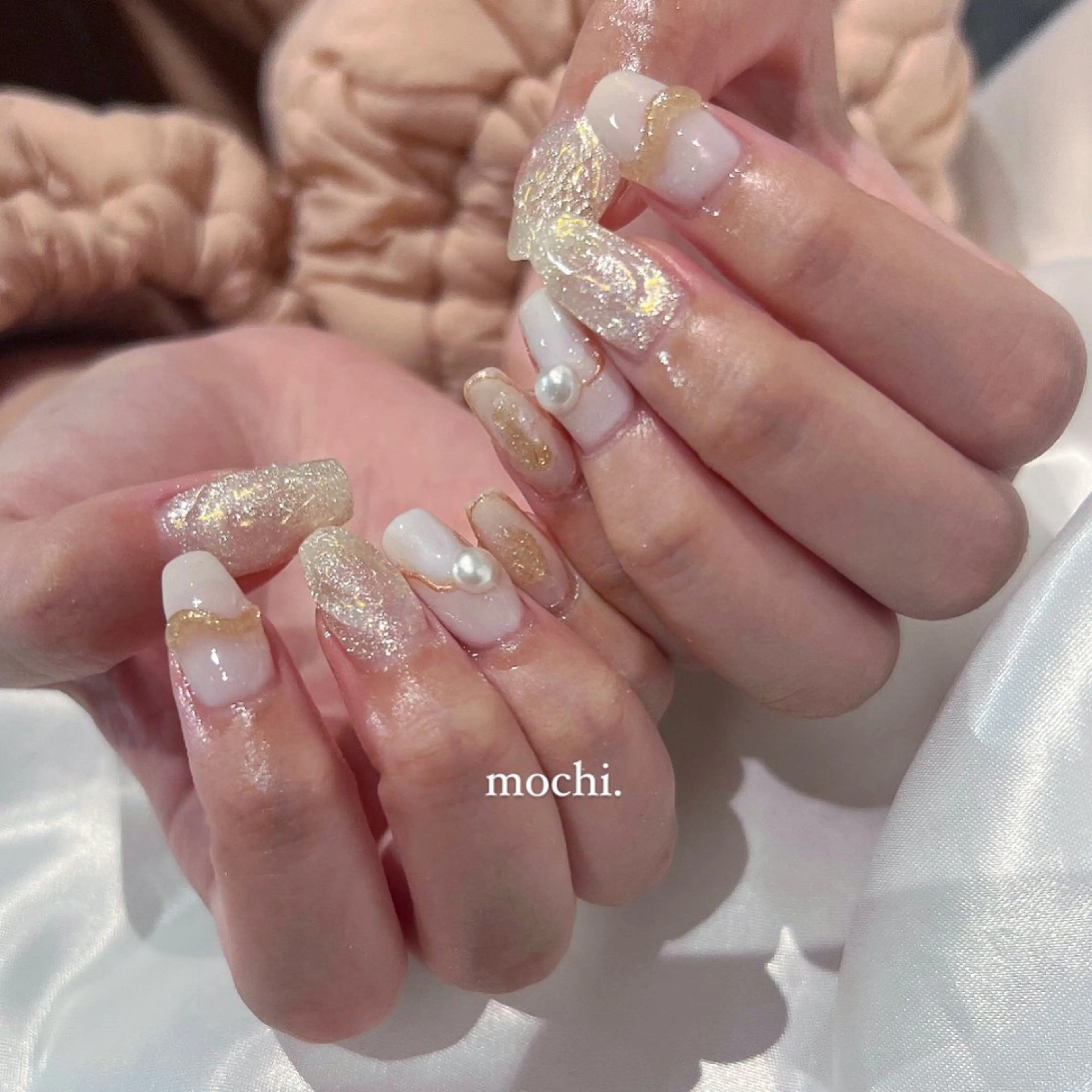 ネイル ホワイト ハンドネイル mochi. nail🌿のネイルデザイン