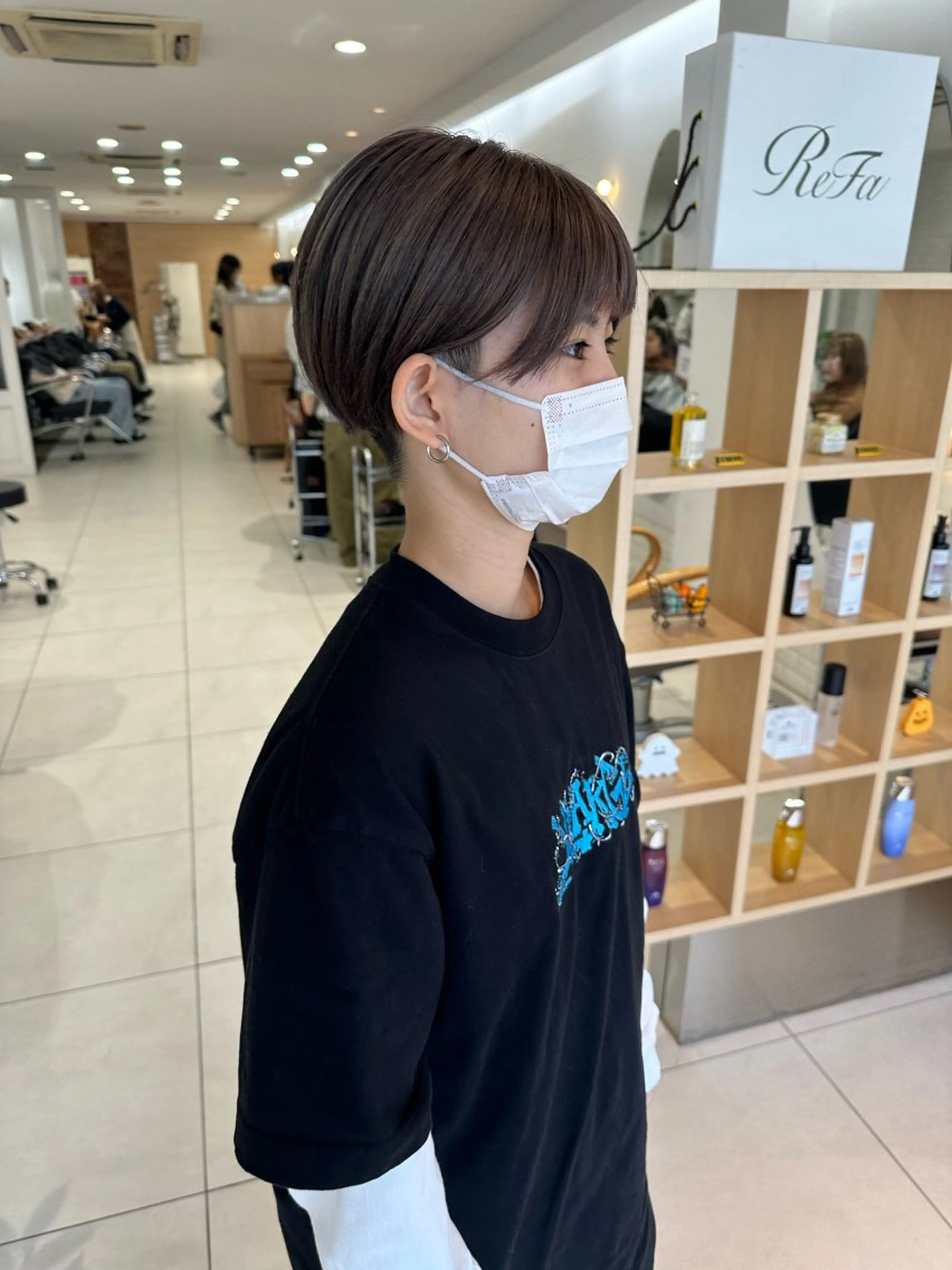 ショート カラー ハンサムショート ブリーチ グレージュ ラベンダーカラー ラベンダーグレージュ カット ヘアカラー トリートメント 山下恋佳/矢場町/ ブリーチ/ショートのヘアスタイル