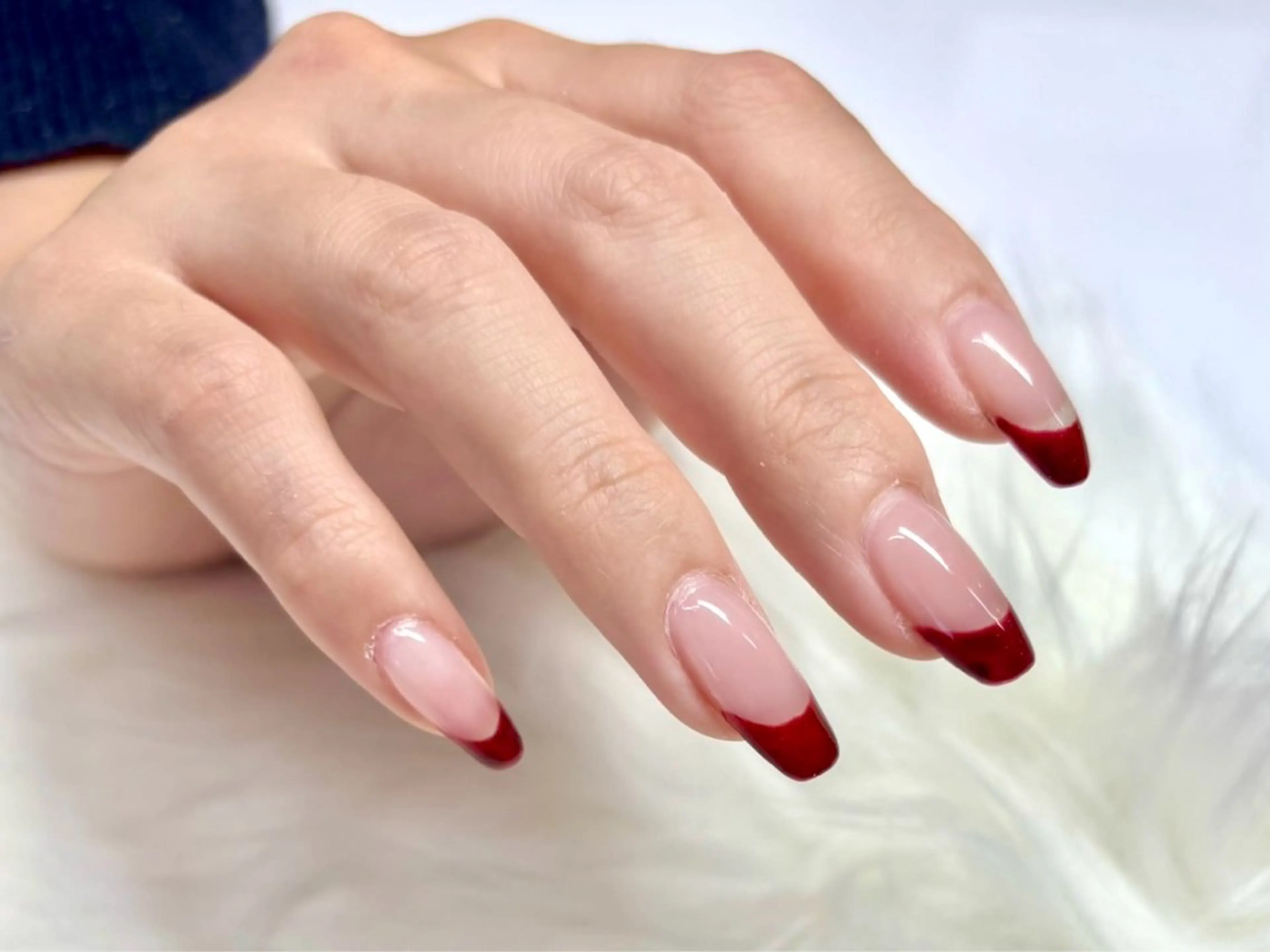 ネイル フレンチネイル 赤色 Can I Dressy天五🍒のネイルデザイン