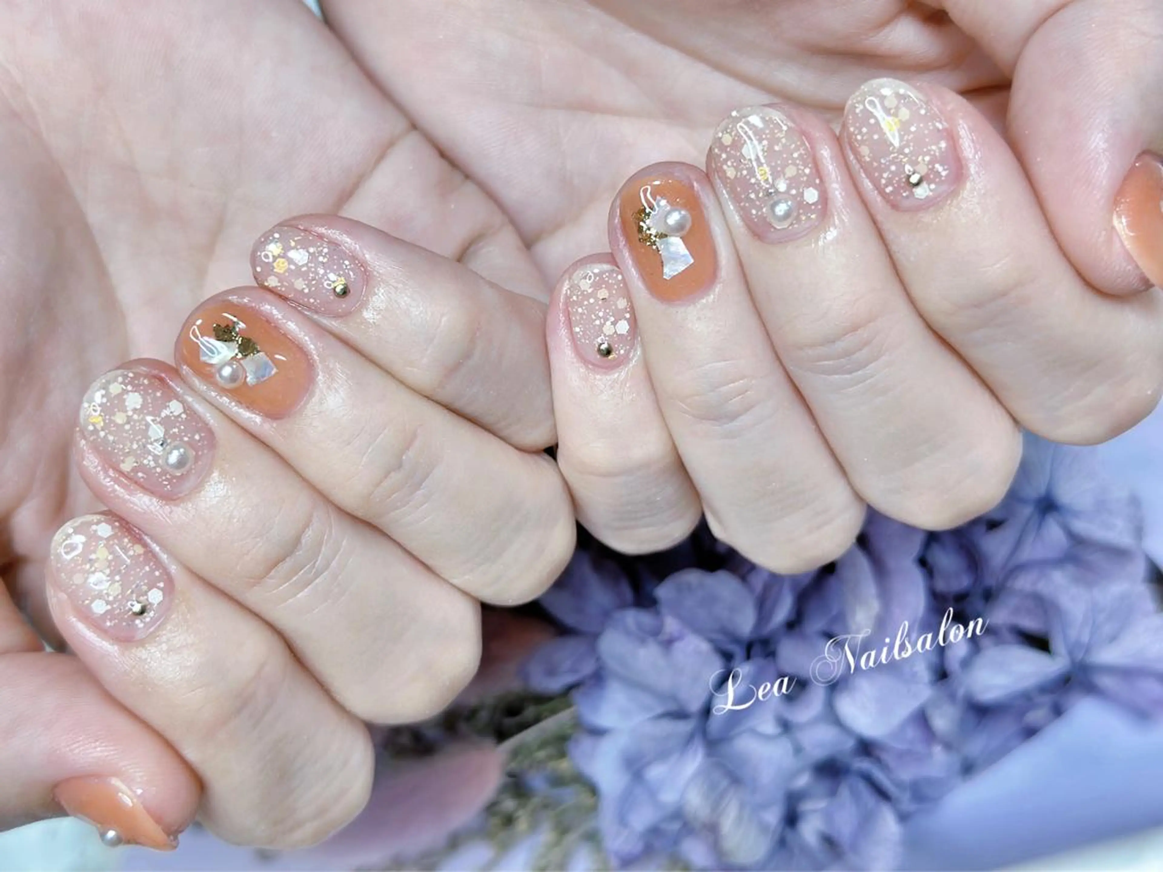 ショート カラー ネイル Le’a NailSalonのネイルデザイン