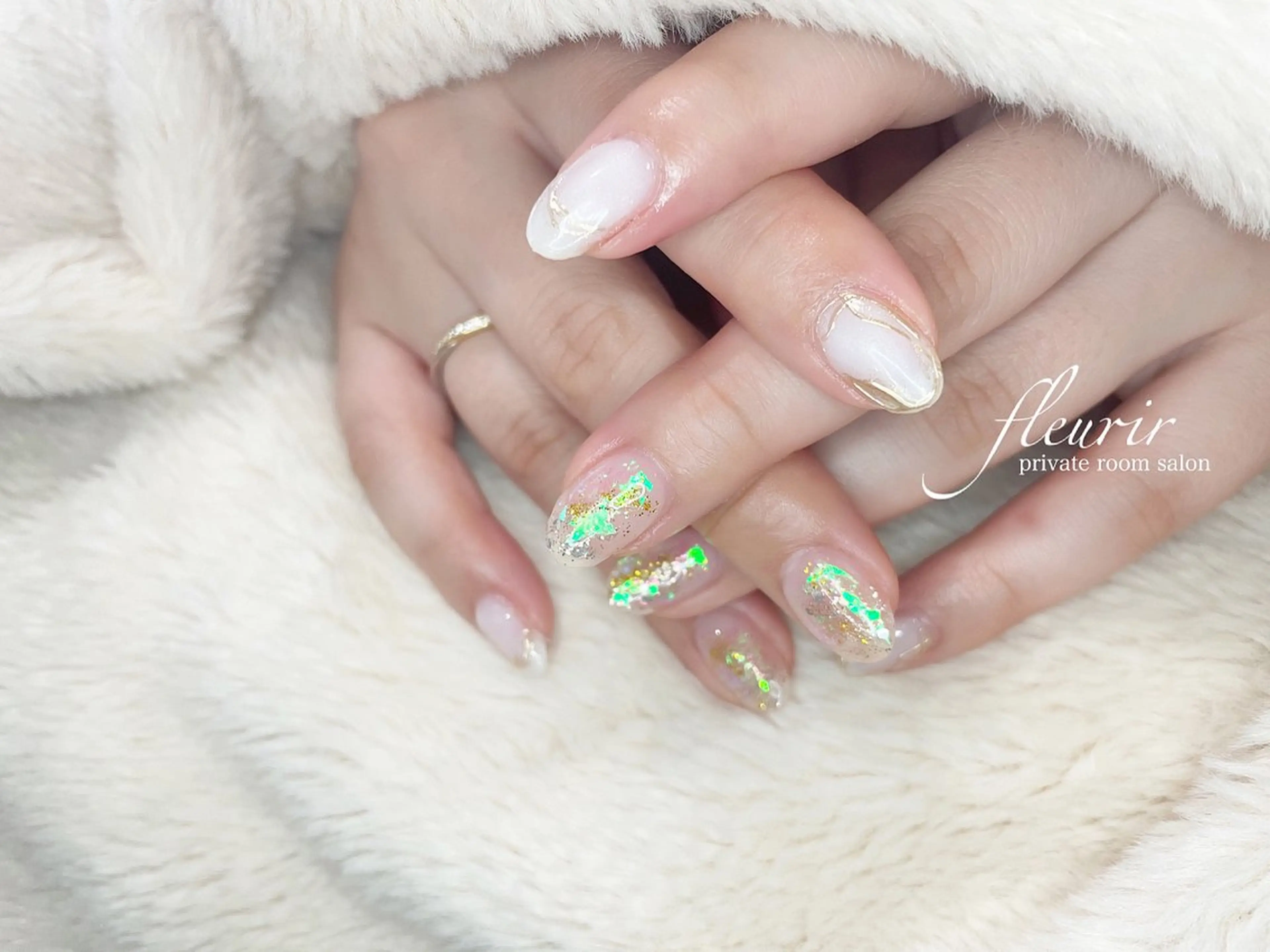 ネイル アートネイル オーロラネイル ゴールド ラメ(グリッター) ミラーネイル フルリール 【プライベートサロンのネイルデザイン