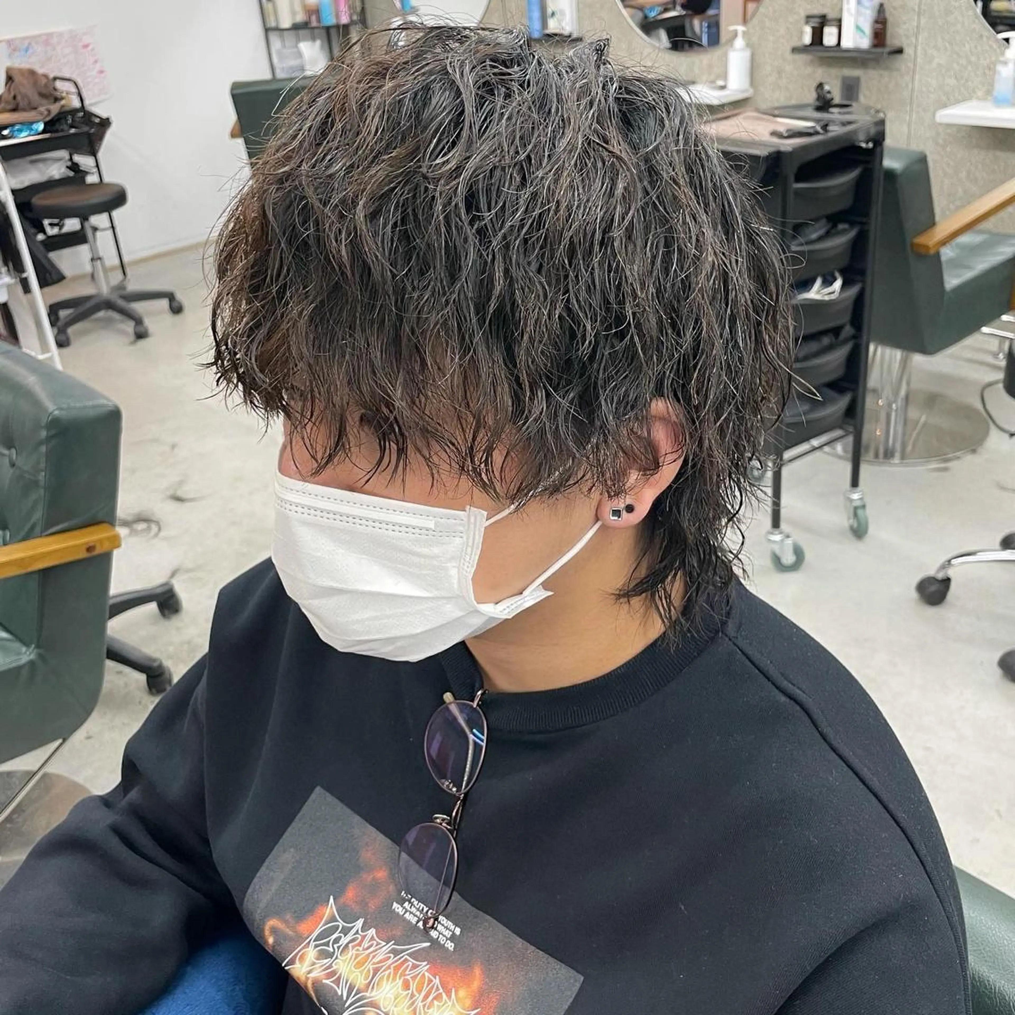 パーマ メンズ Lull1人美容室 バレイヤージュのヘアスタイル