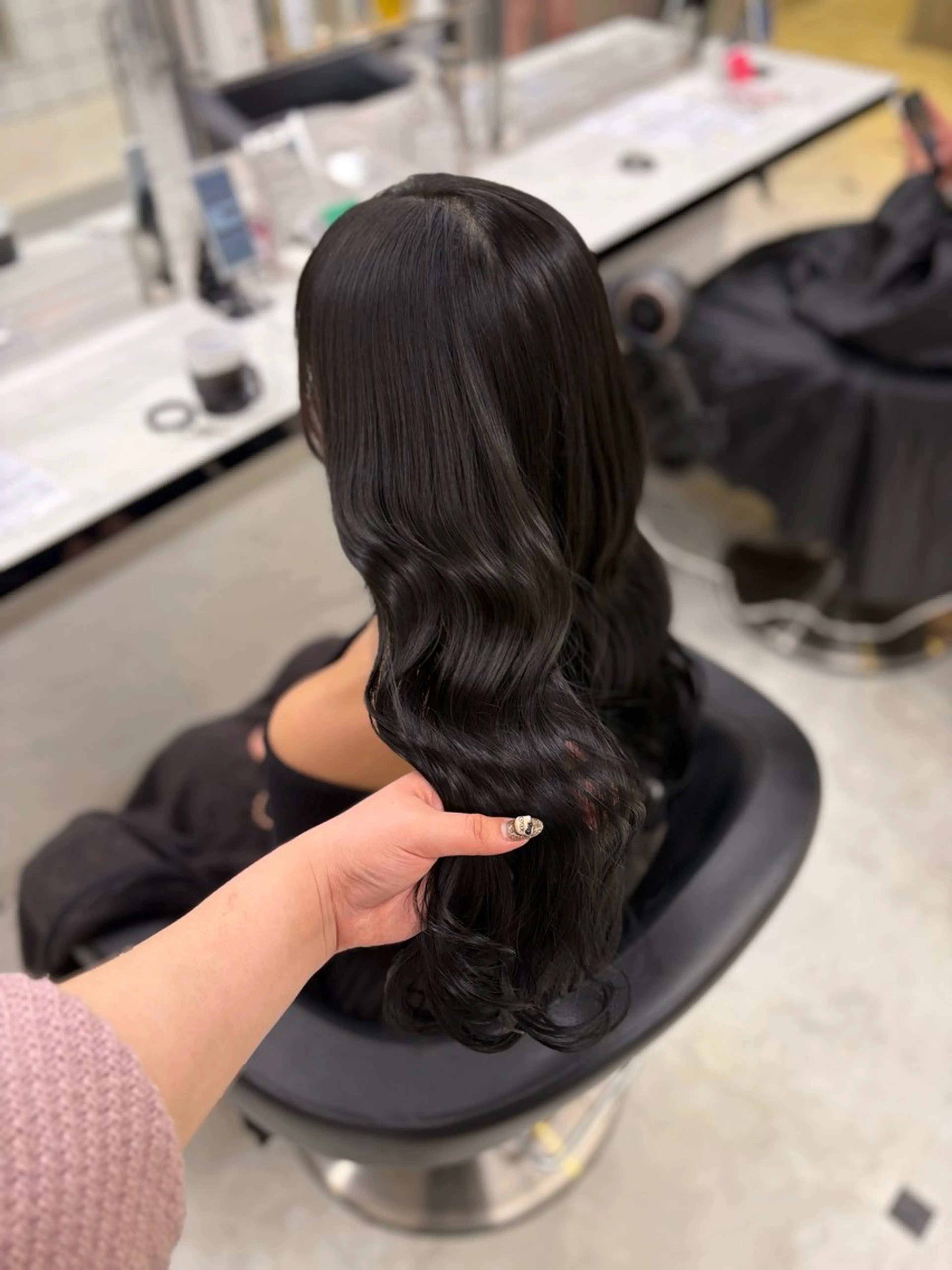 ロング カラー カット ヘアカラー トリートメント 透明感ベージュカラー 🪞上野🪞AIのヘアスタイル