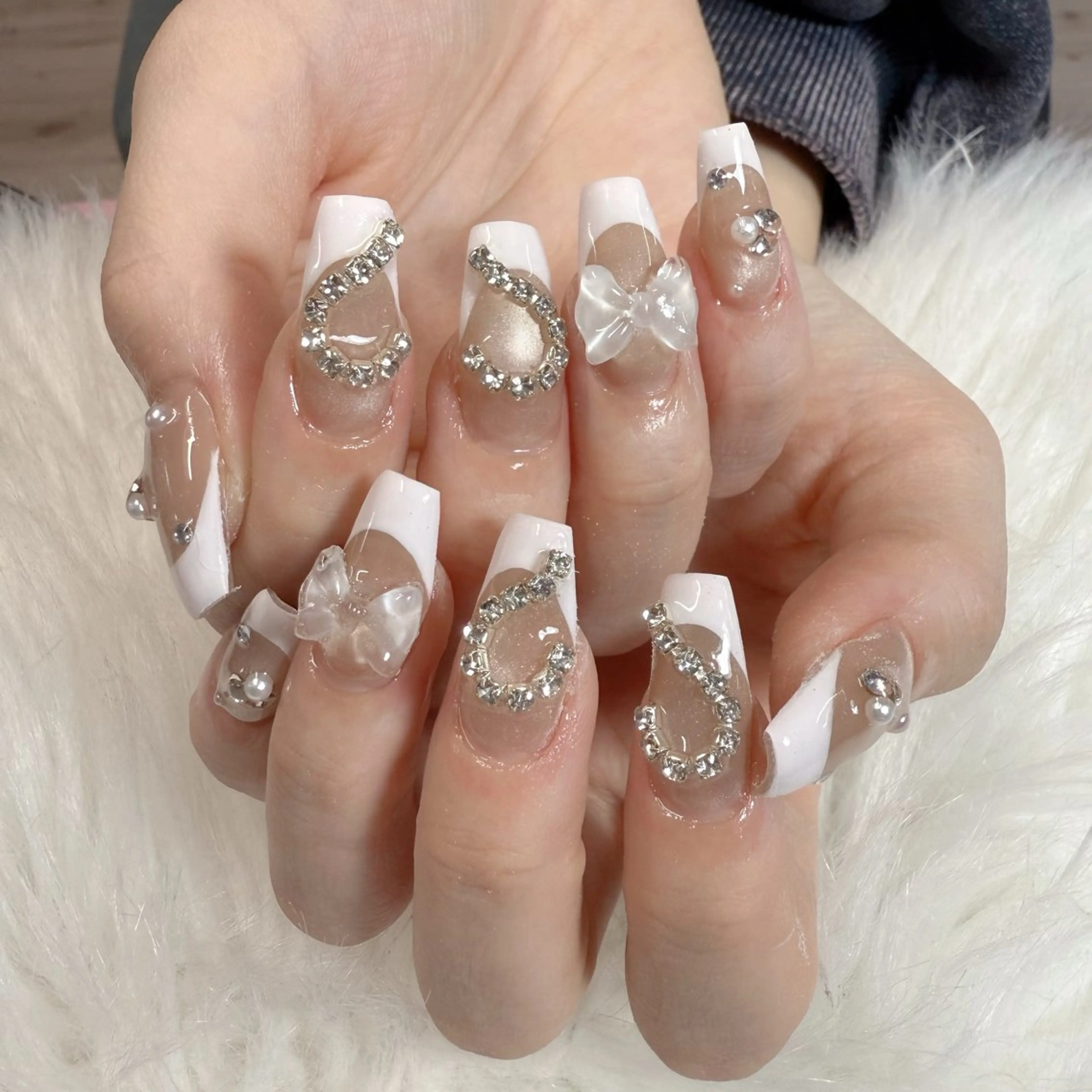 ネイル ハンドネイル 🎀nana🫧 ワンホンネイル🎀のネイルデザイン