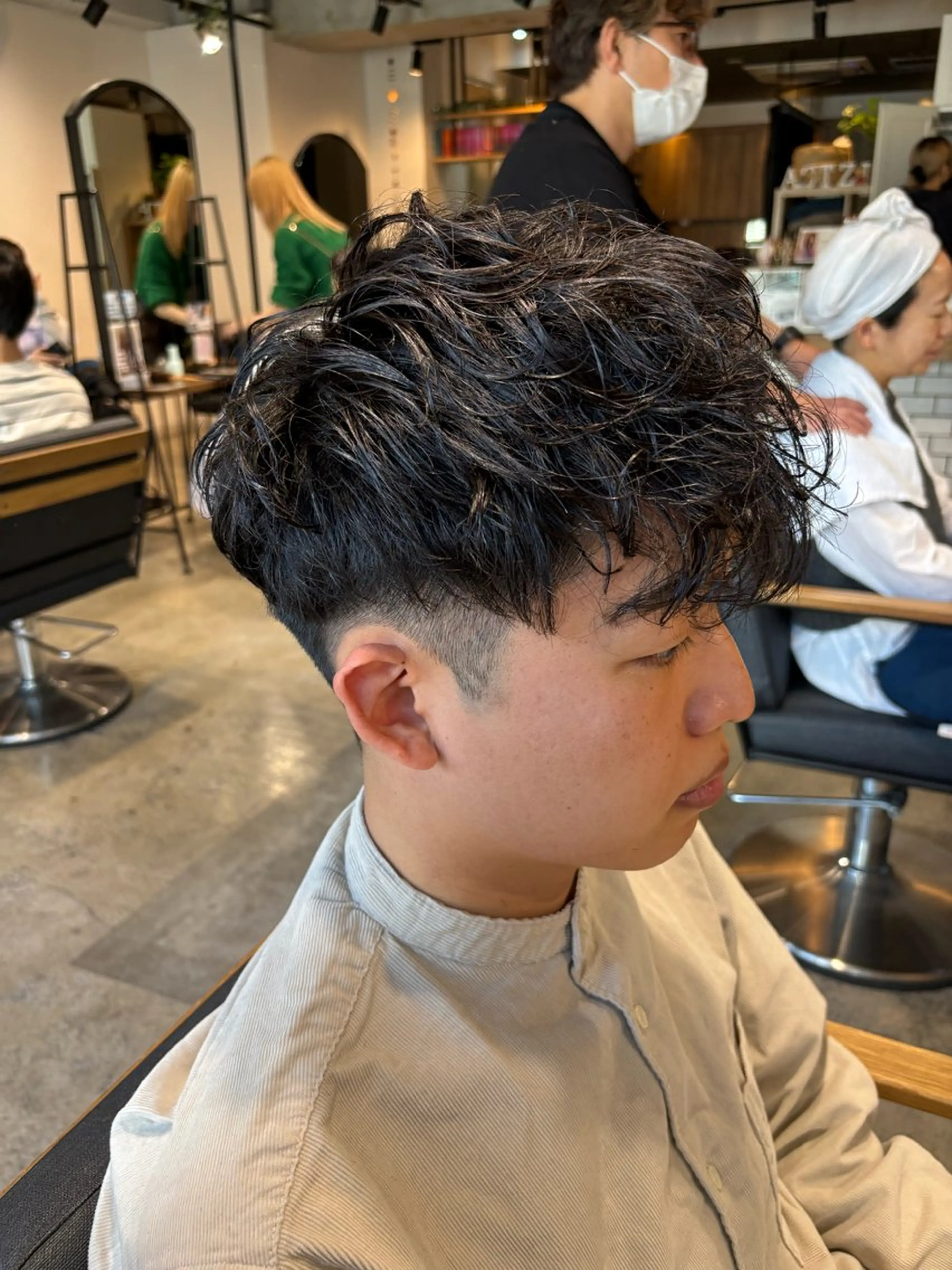 ショート パーマ メンズ みつけ／メンズカット メンズパーマ🦔のヘアスタイル