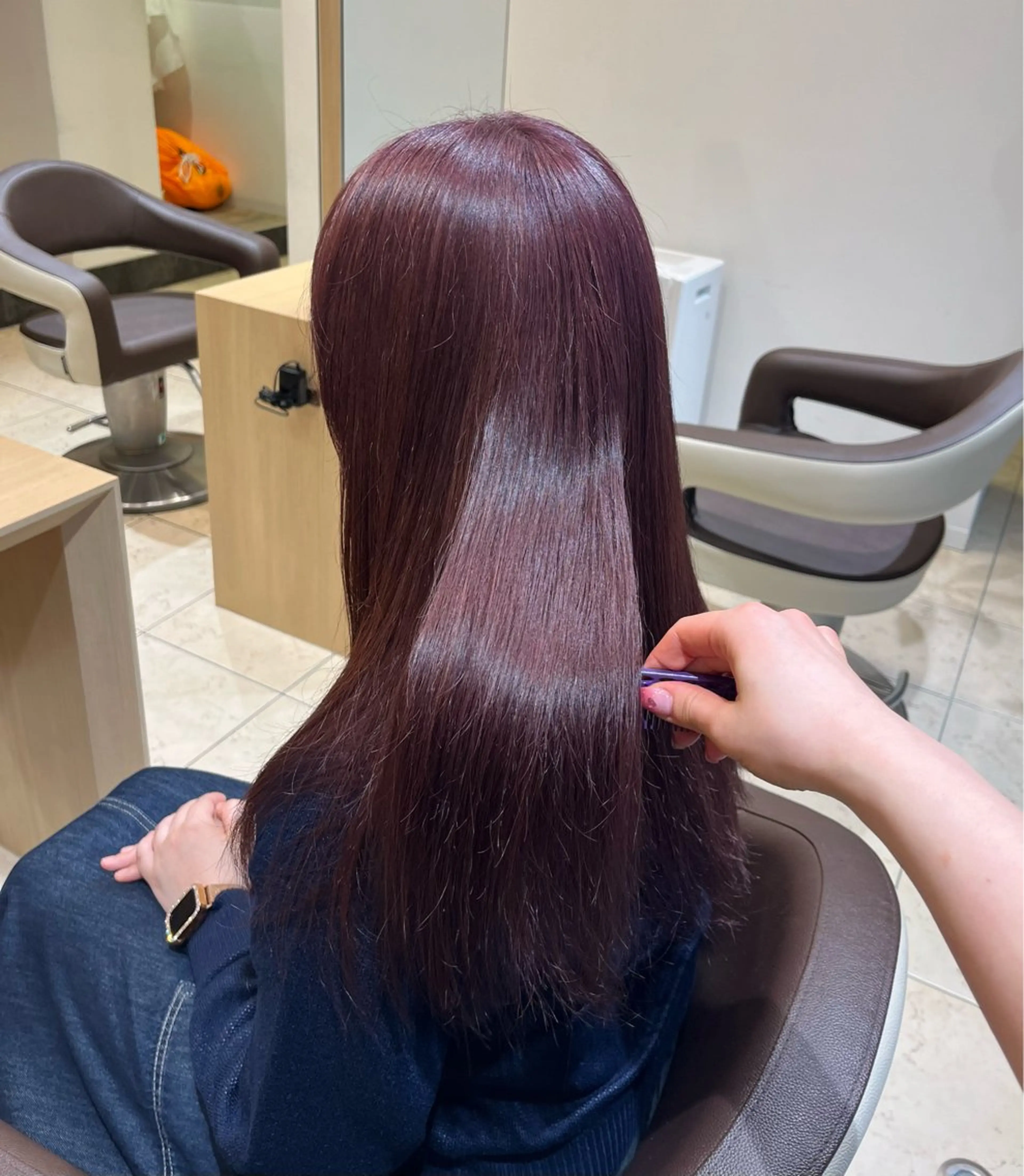 ロング 山田 梨乃のヘアスタイル