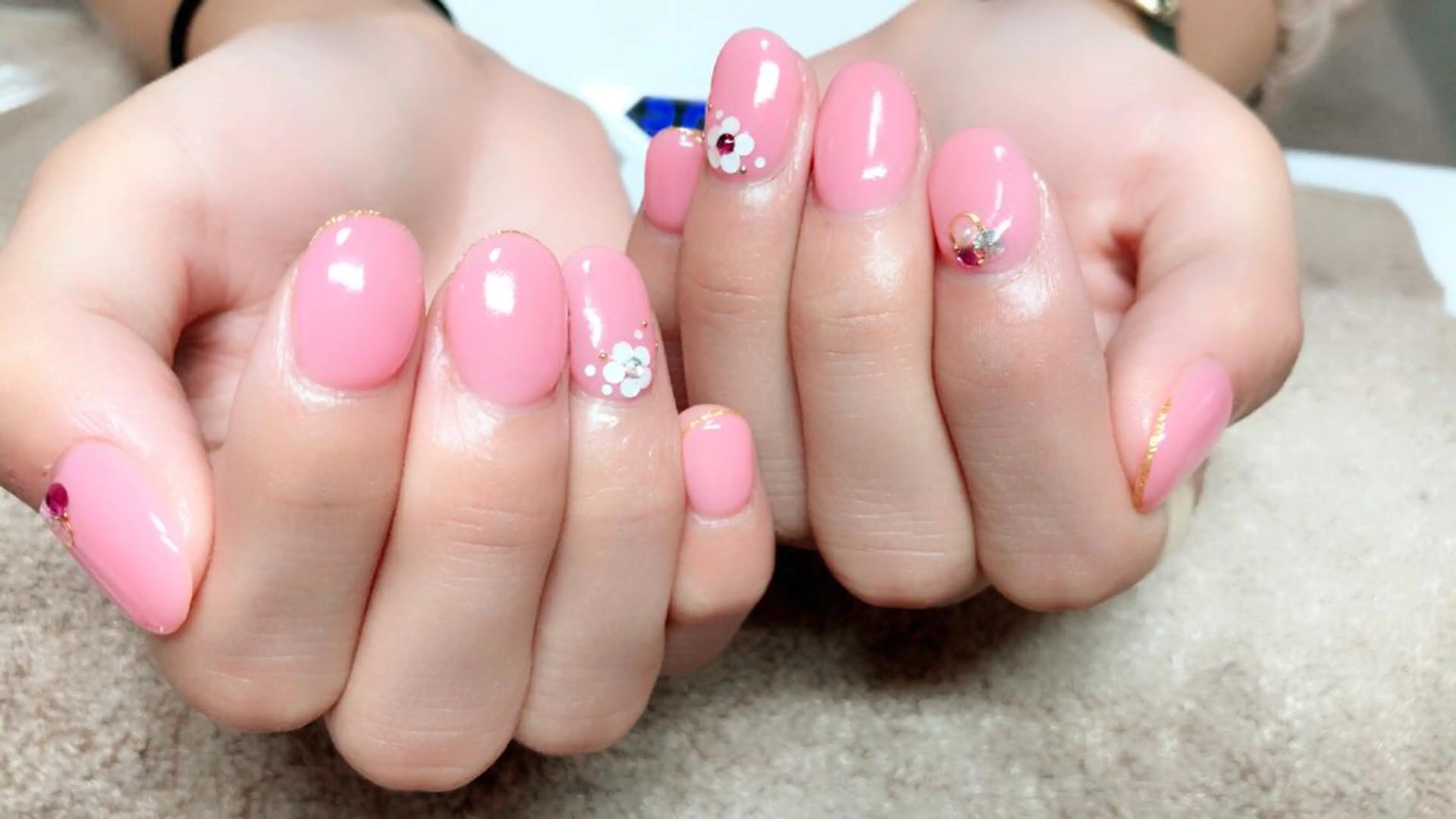 ネイル ネイル/耳つぼ /新ホワイトニングのネイルデザイン