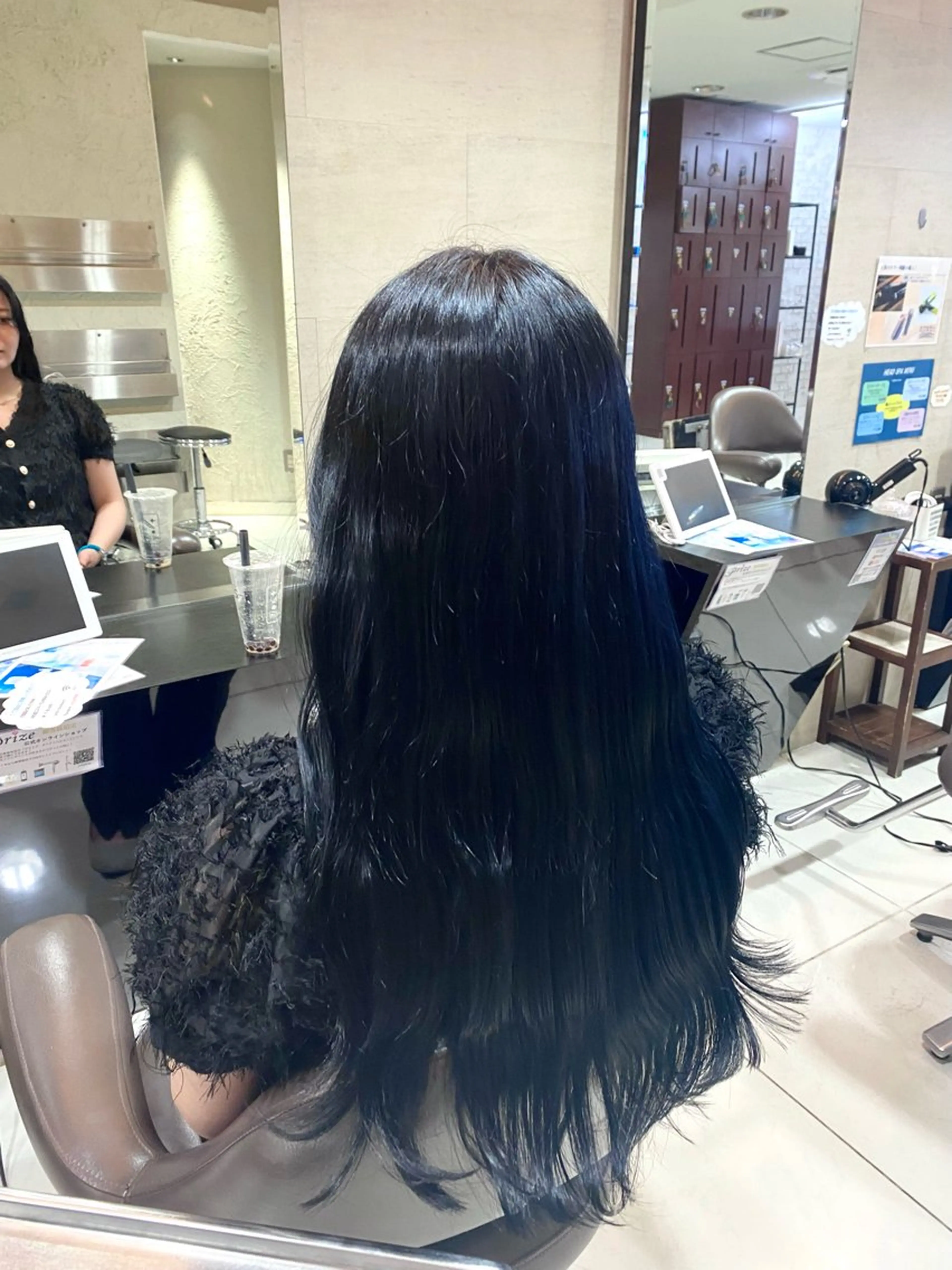 ロング カラー 黒髪 ブルーカラー ブルーブラック 透明感カラー 🍑メンズモテヘア MOE🍑のヘアスタイル