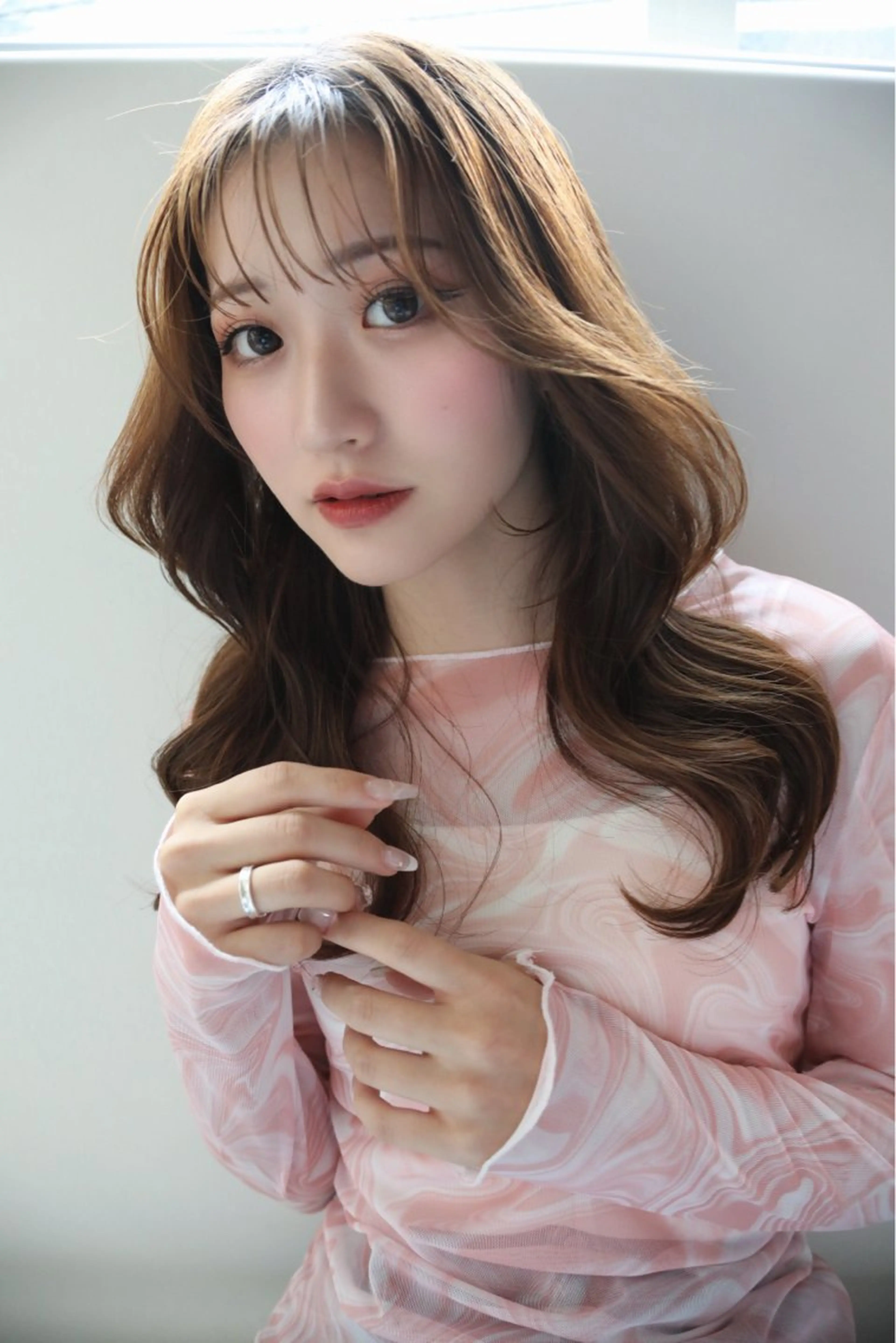 セミロング カラー 韓国風ヘア カット ヘアカラー FIGARO レイヤ ーカット/縮毛矯正のヘアスタイル