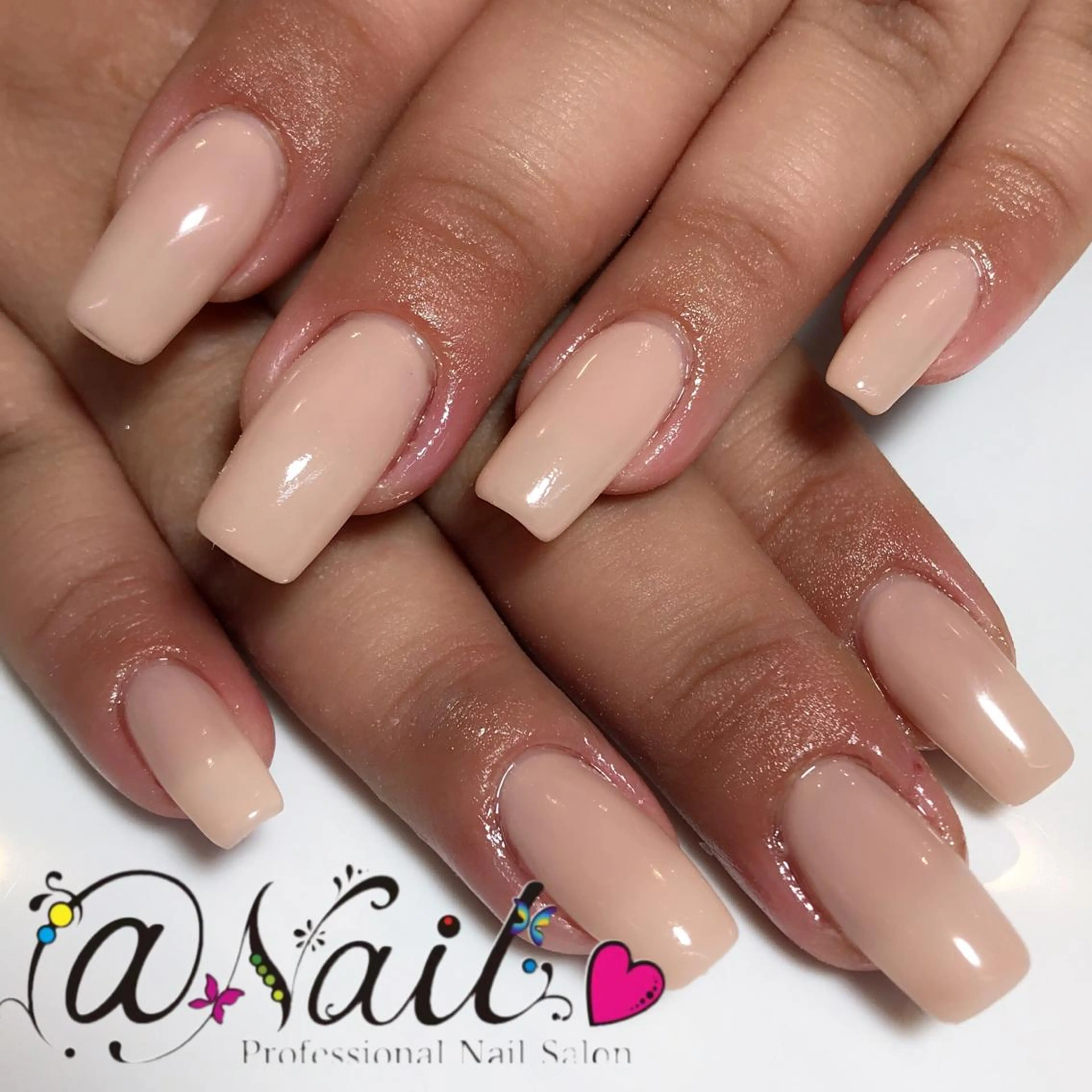 ネイル 小尾 栞のネイルデザイン