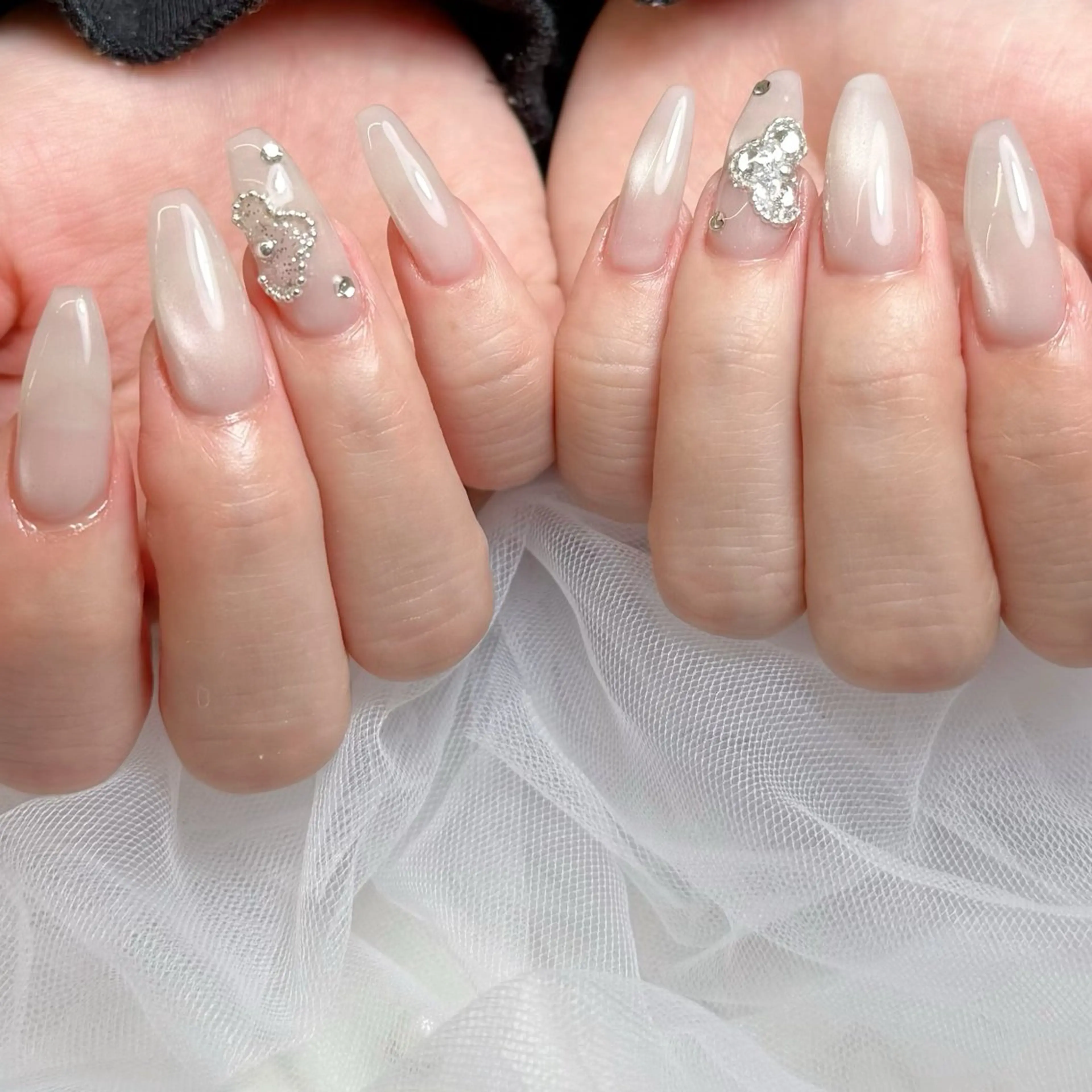 ネイル ハンドネイル mau🩵nail 堺筋本町｜心斎橋のネイルデザイン