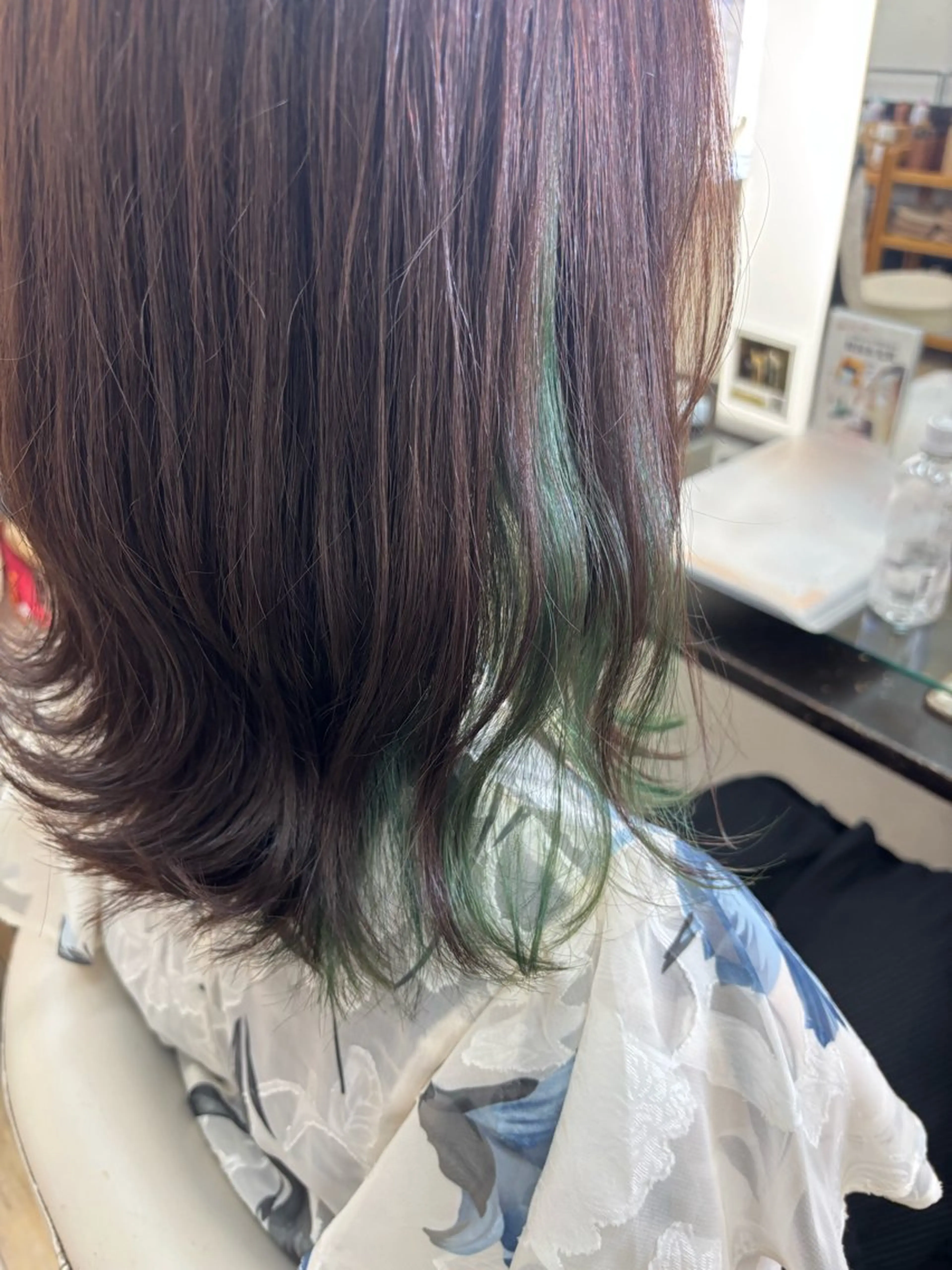 ミディアム カラー ルプラボウ 石黒よう子のヘアスタイル