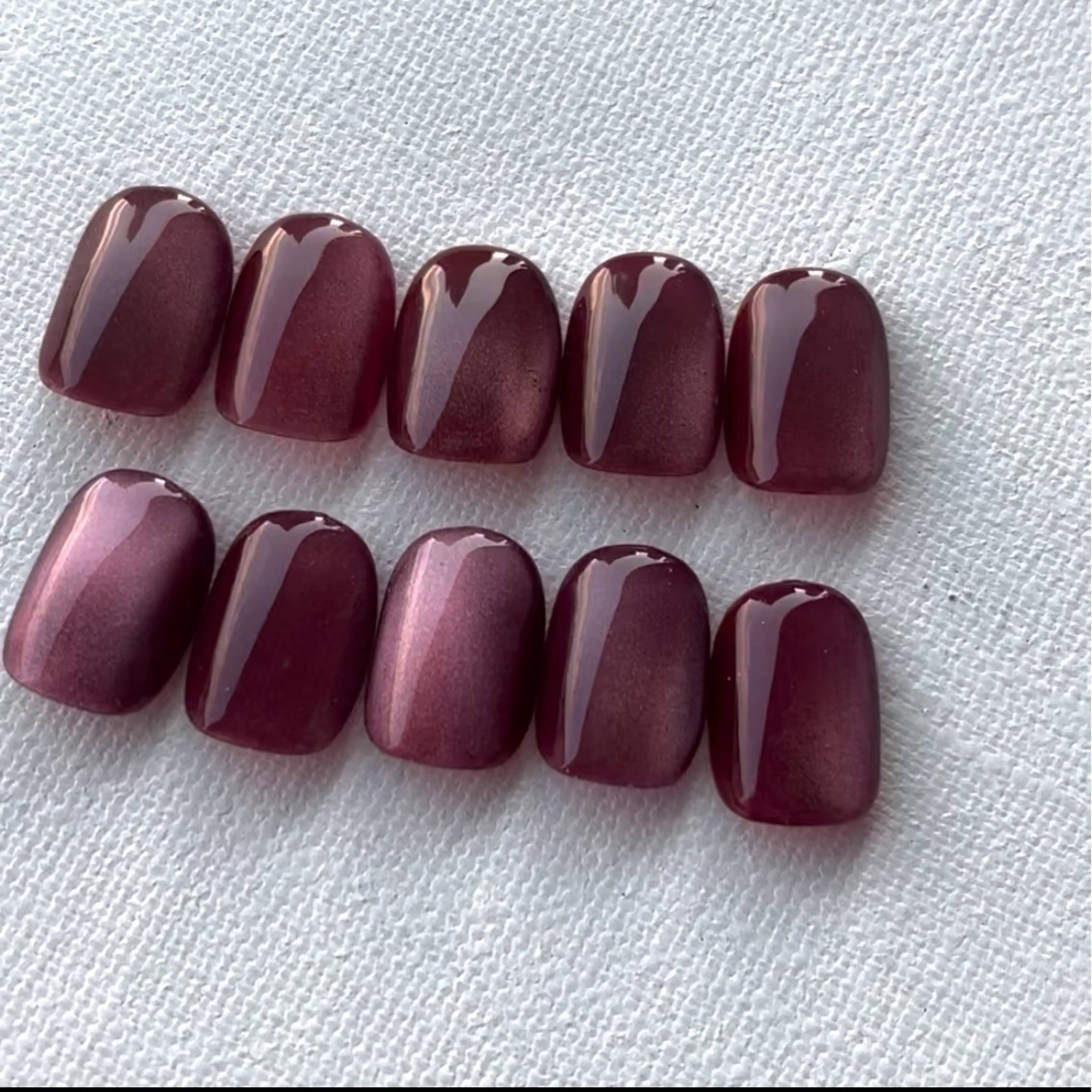 ネイル 氷ネイル・うるうるネイル マグネットネイル ハンドネイル Elio所属・Elio 国泰寺のネイルデザイン