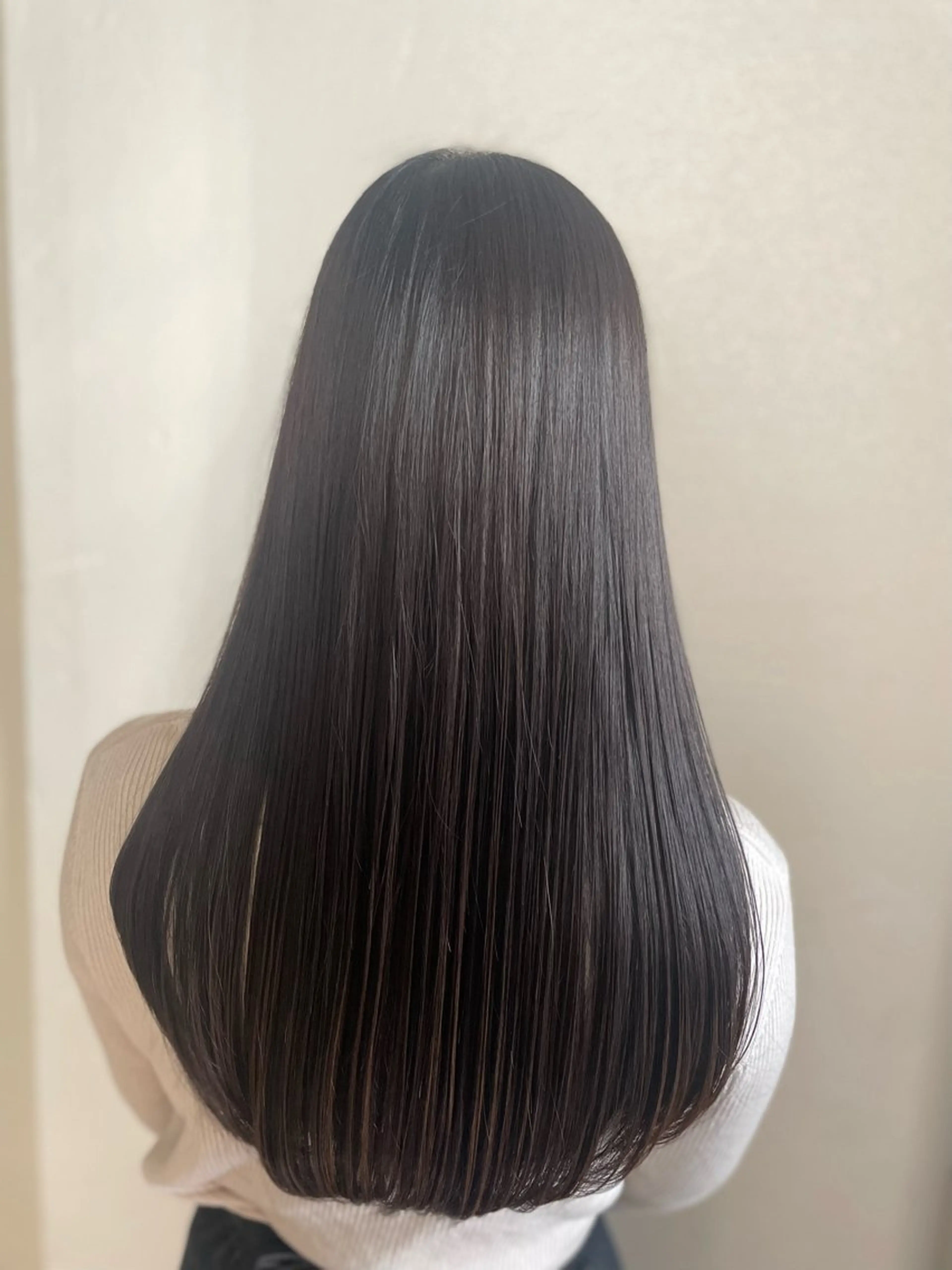 カット＋弱酸性ストレート🦋🦋の写真