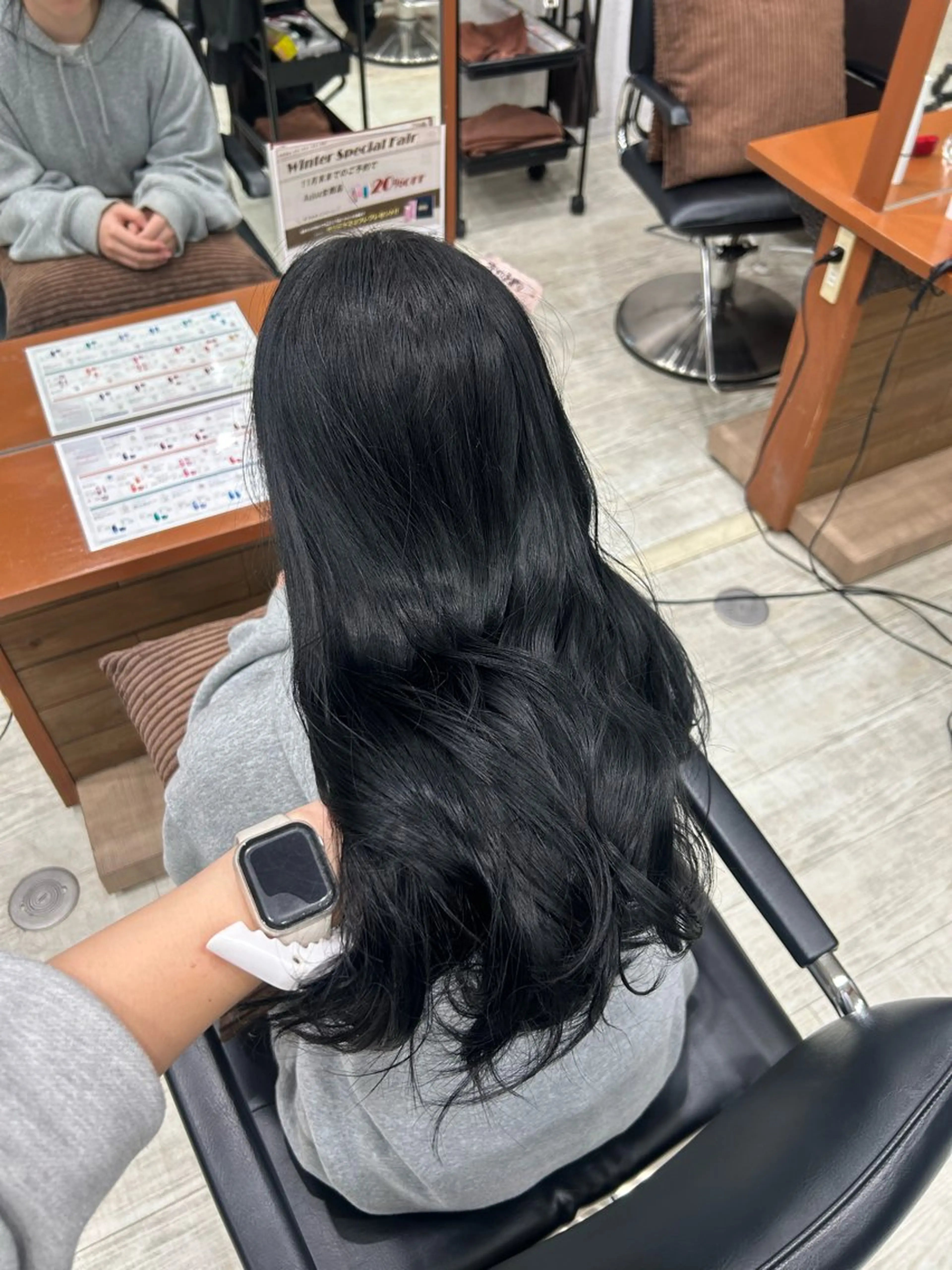 カラー 黒髪 ネイビーカラー カット ヘアカラー 🎀透明感/レイヤ ー/Kotona🎀のヘアスタイル