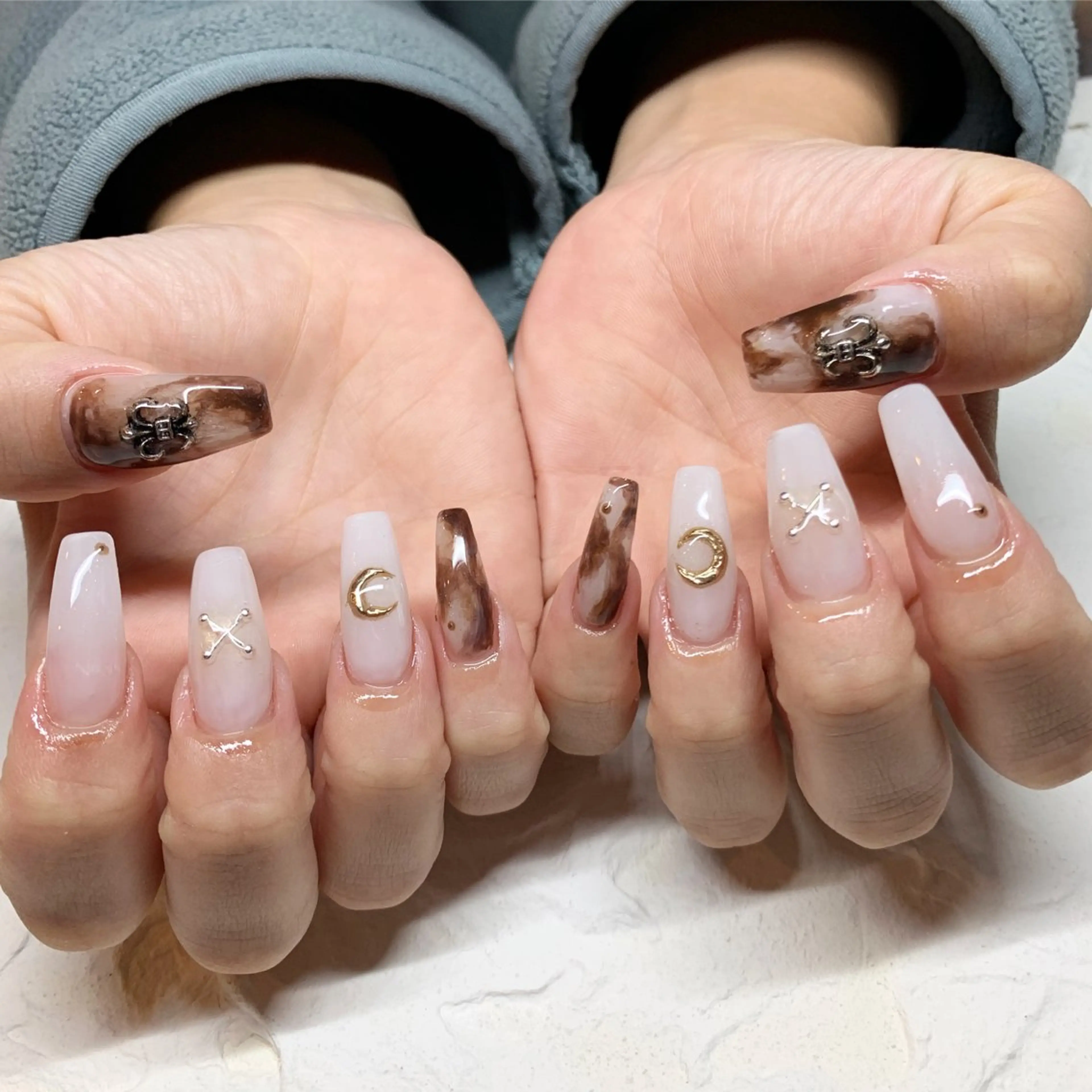 ネイル ロングネイル スカルプネイル happiness nailのネイルデザイン