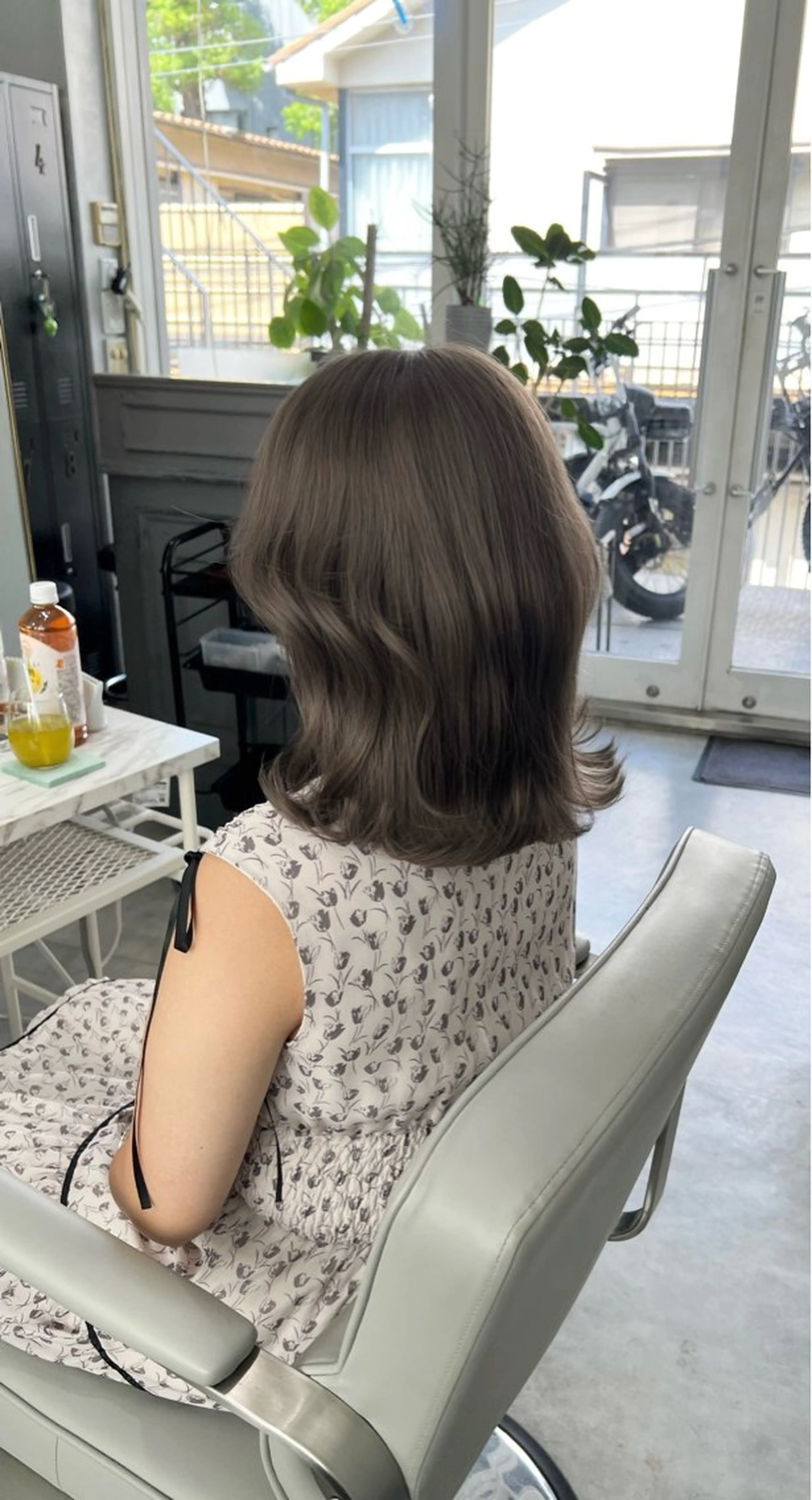 ミディアム カラー カット ヘアカラー トリートメント ヘアセット 🫧艶ダブルカラー ブリーチ🫧トモヤのヘアスタイル