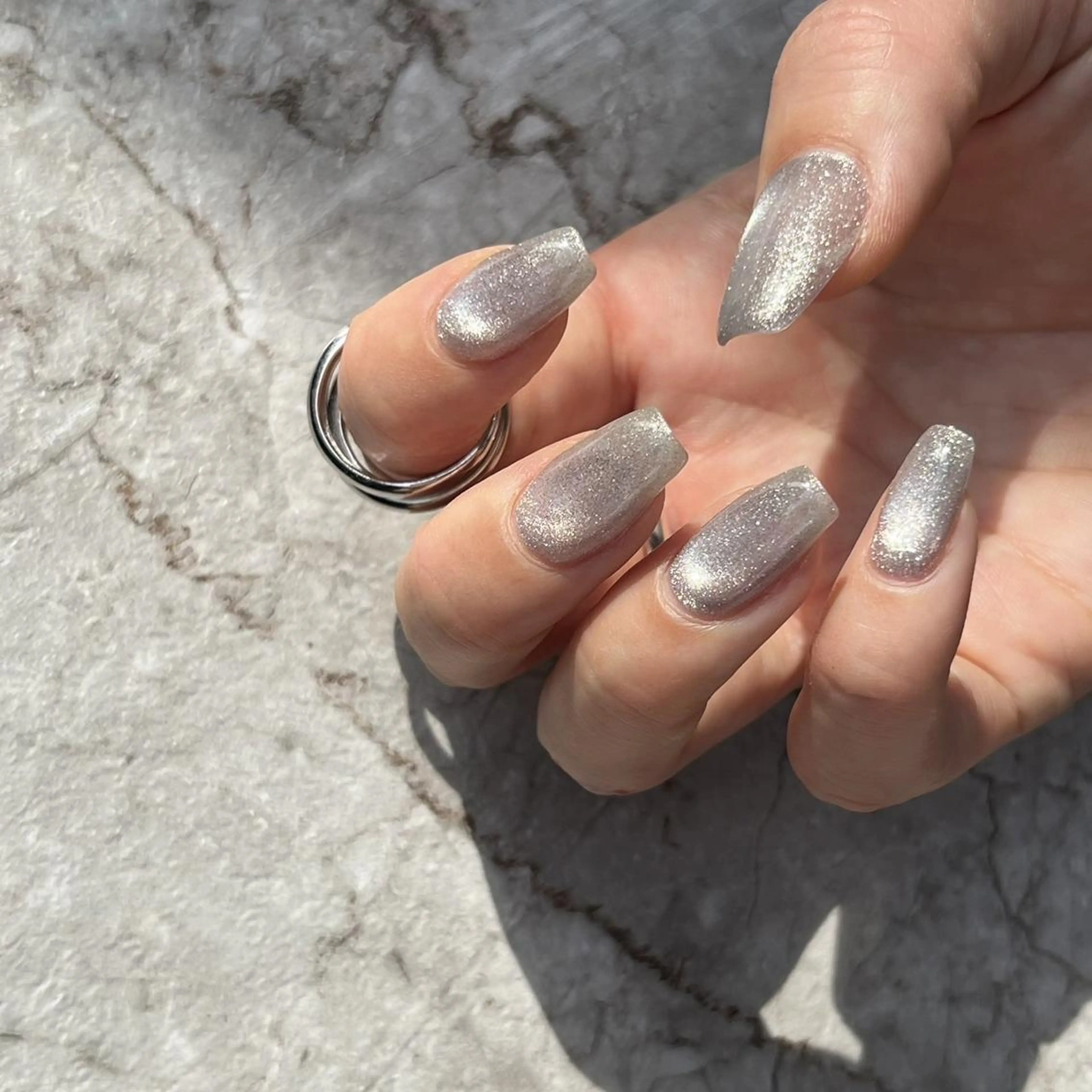 ネイル REINA W【今福鶴見店】のネイルデザイン