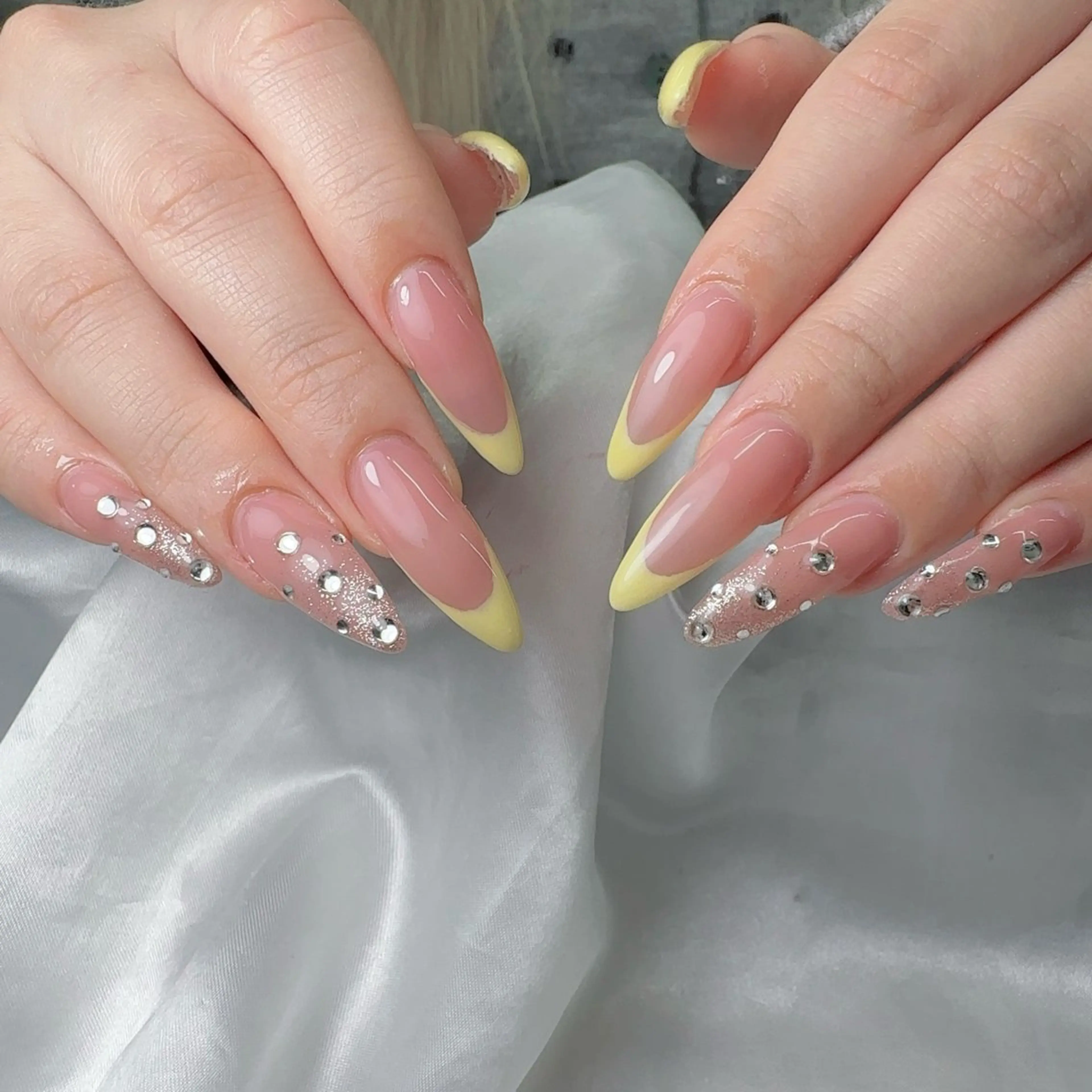 ロング ハンドネイル フットネイル ネイル&エステ asukaのネイルデザイン