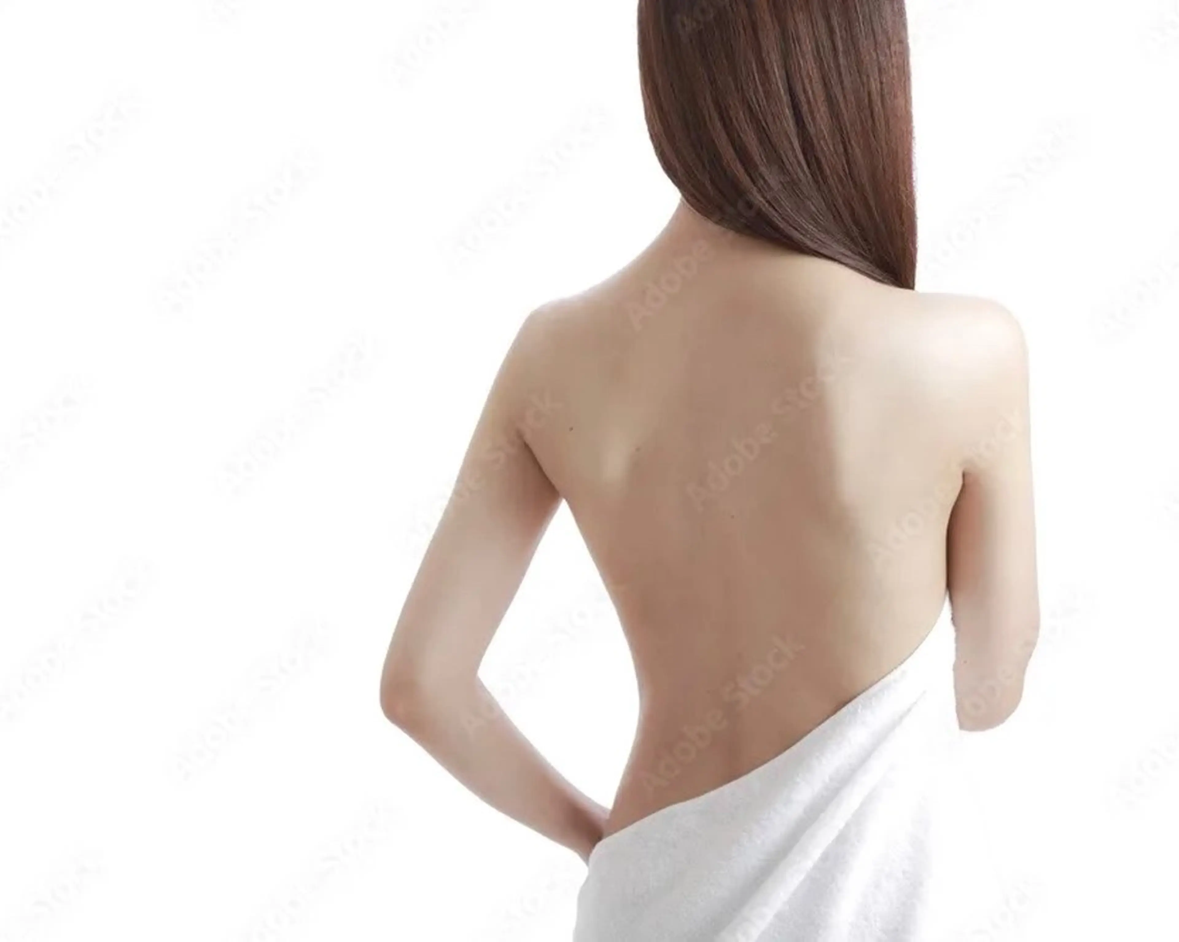 【背中つるんとなめらかケア】背中ピーリング＆美容成分導入ケアの写真