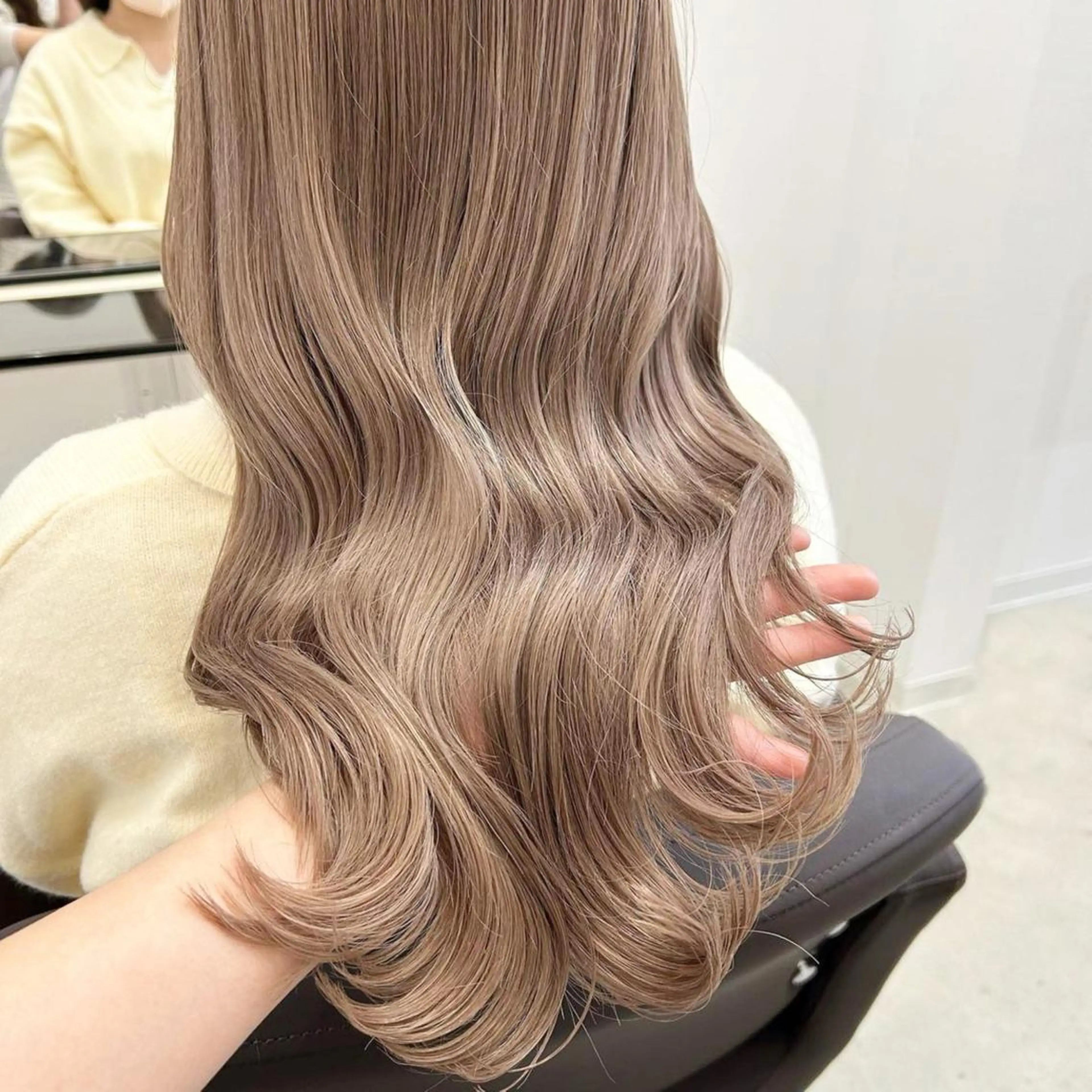 ロング カラー 堀越 美羽のヘアスタイル