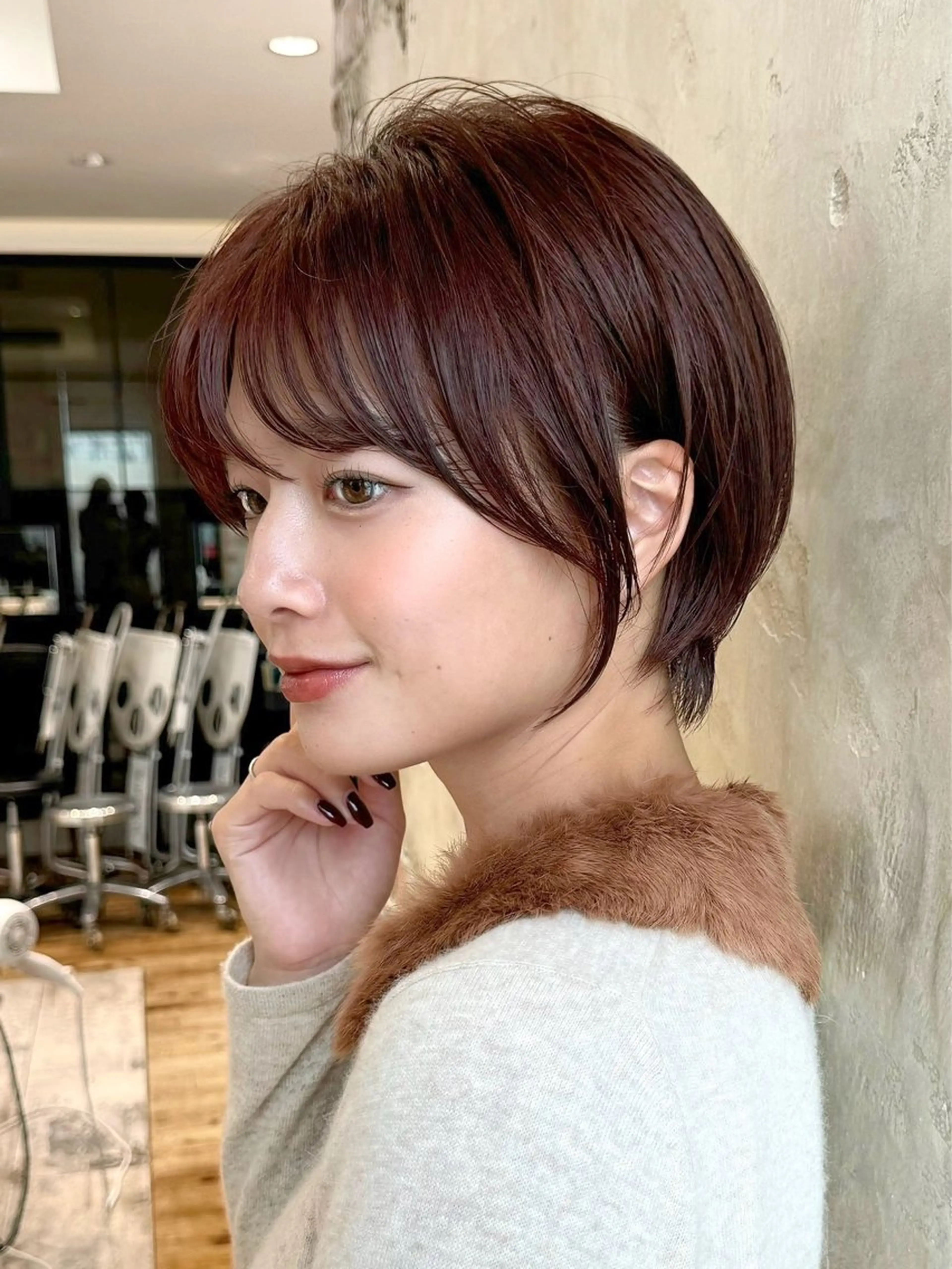 ショート カラー ヘアカラー トリートメント 💍新宿ショート 💍岩田莉奈のヘアスタイル