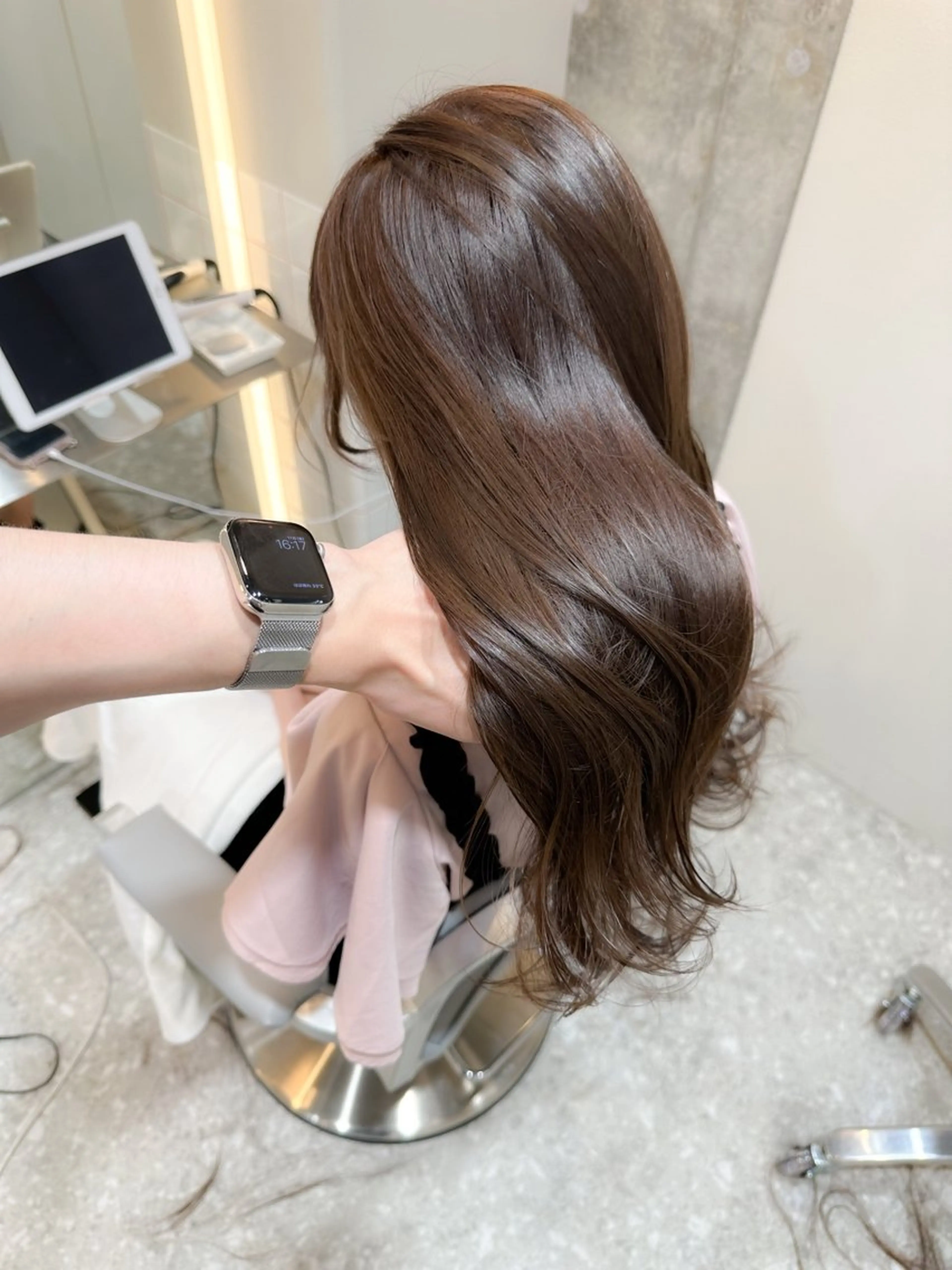 セミロング カラー シールエクステ セミロングパーマ ブリーチ ケアブリーチ ダブルカラー カット ヘアカラー トリートメント 新宿/韓国風レイヤー 髪質改善/渋谷直樹のヘアスタイル